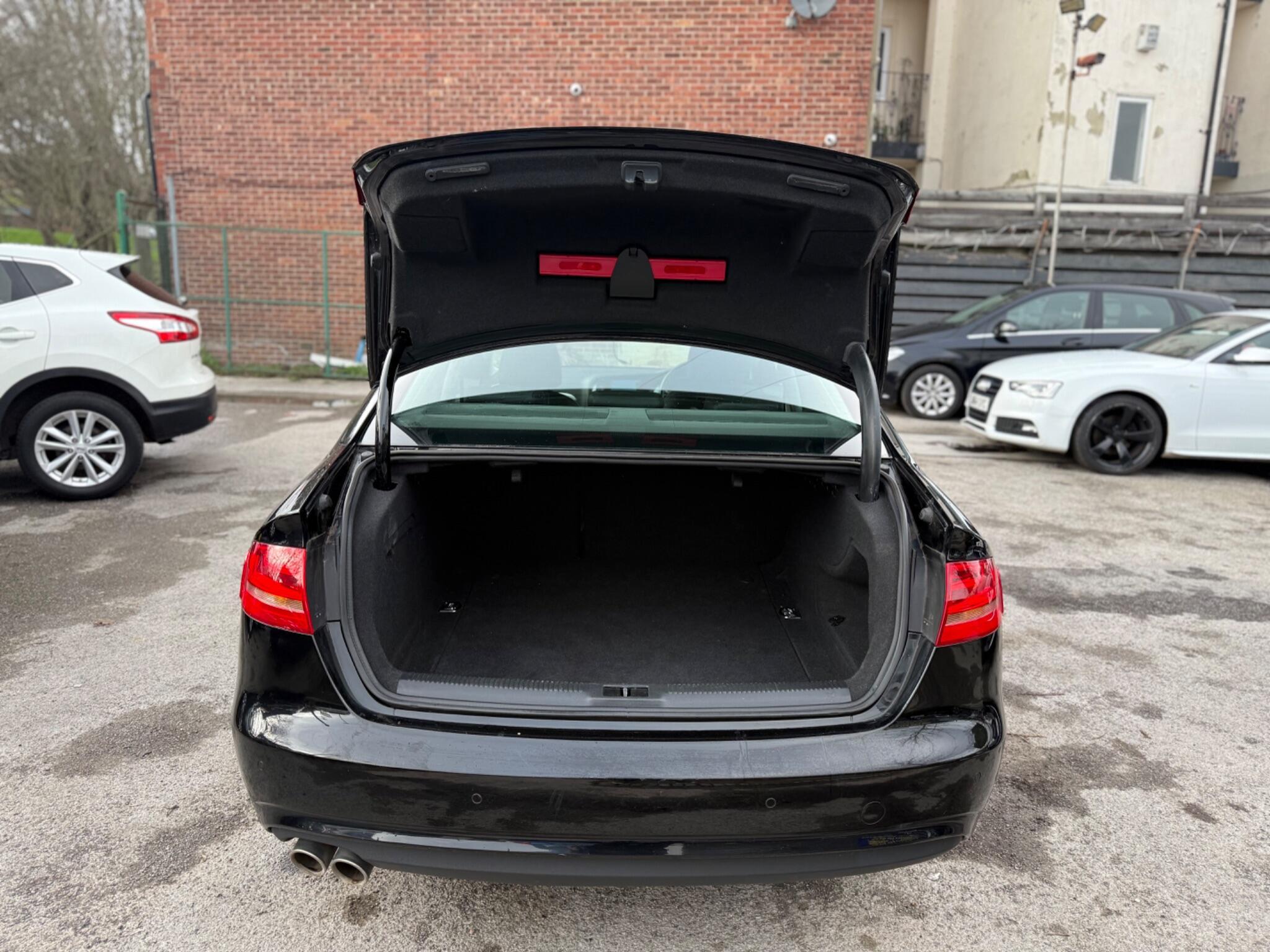 Audi A4 - Image 30