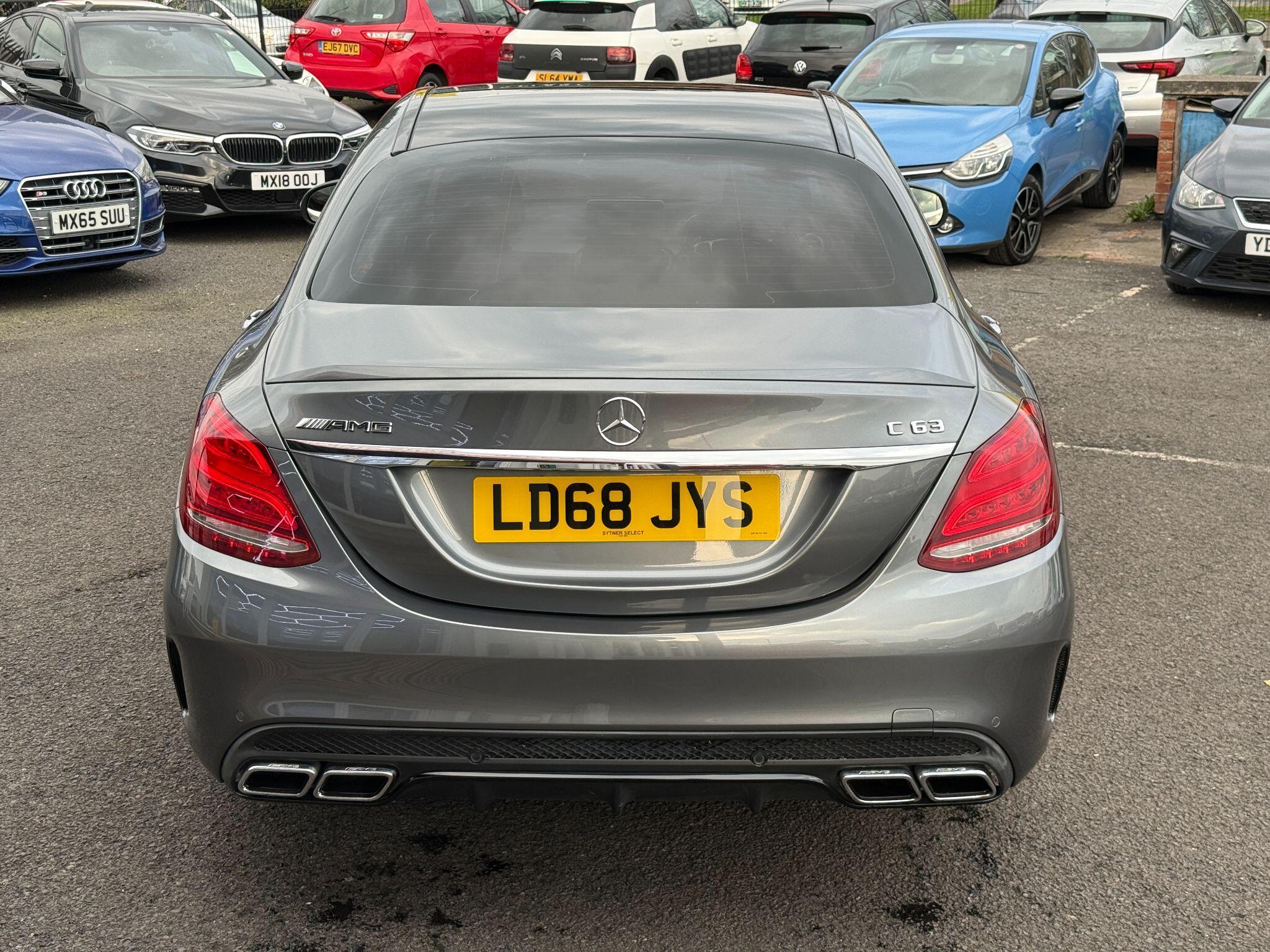 Mercedes C Class - Image 17