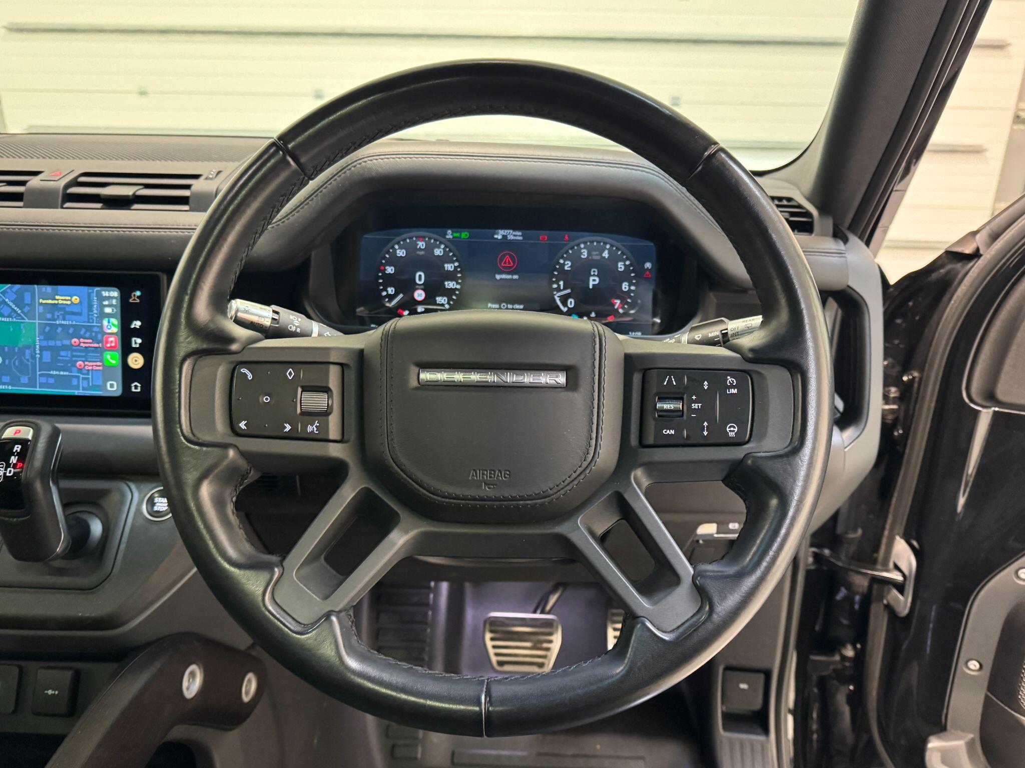 Land Rover Defender 90 - Image 31