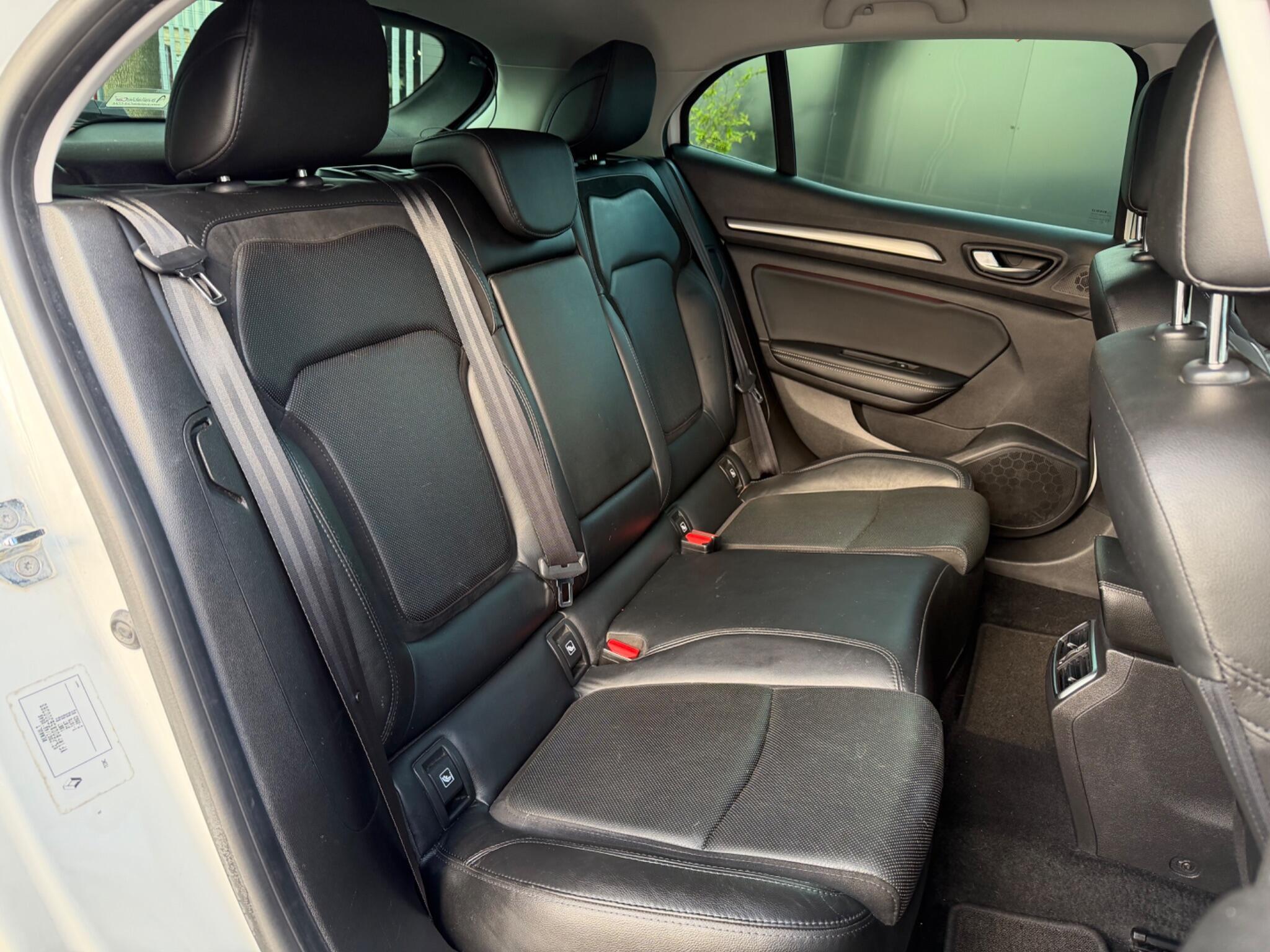 Renault Megane - Image 21