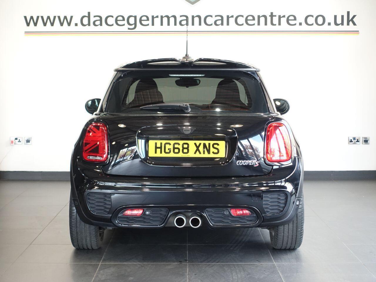MINI Hatch - Image 2