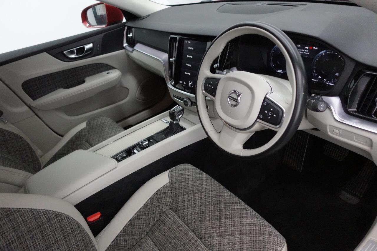 Volvo V60 - Image 15