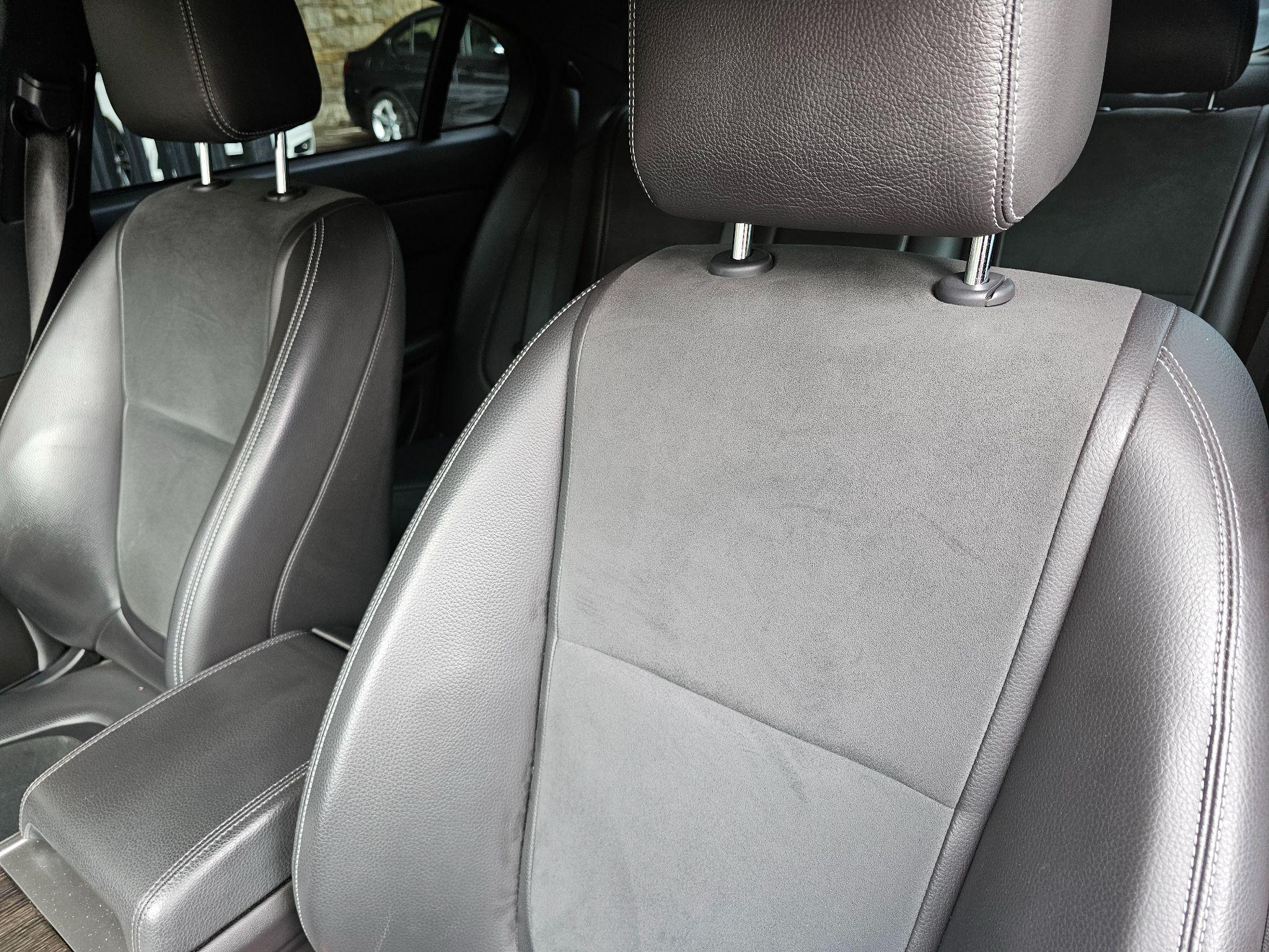 Jaguar XF - Image 17