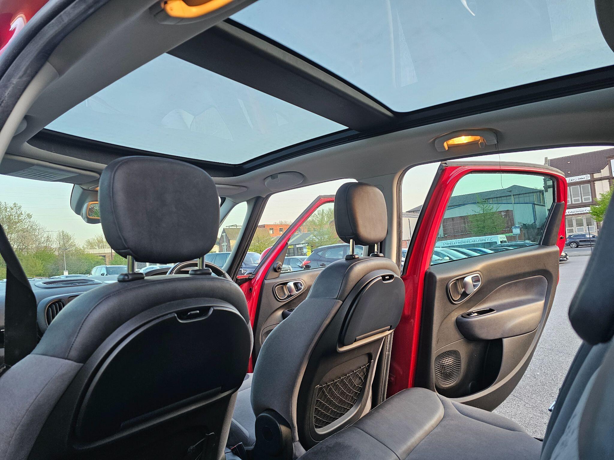 Fiat 500L - Image 20