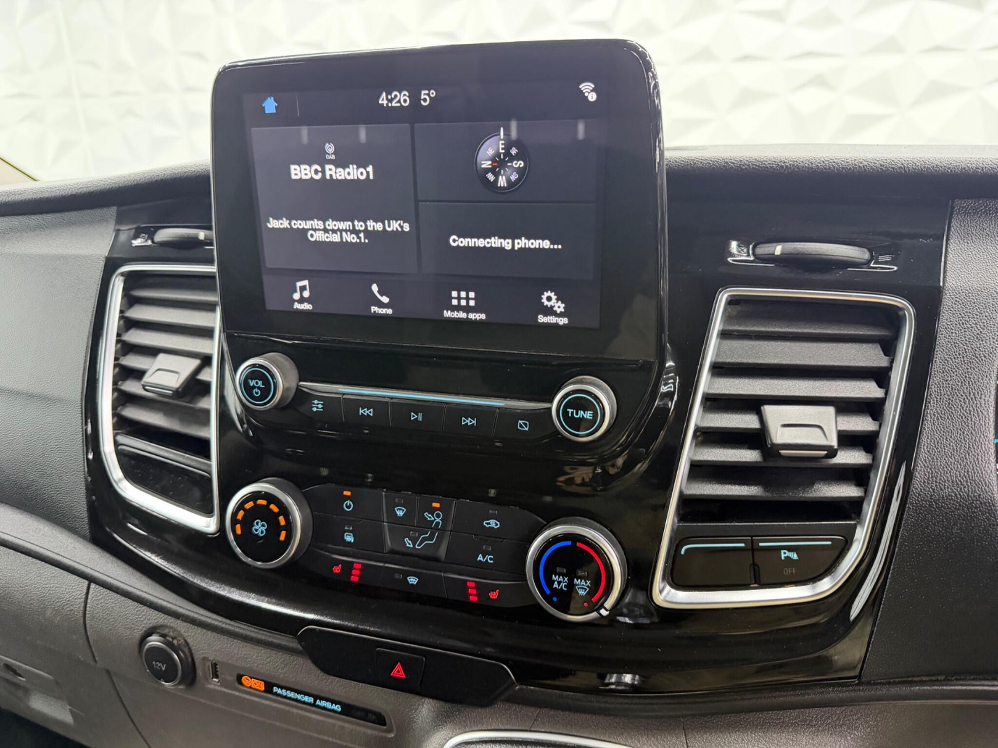 Ford Transit Custom - Image 14