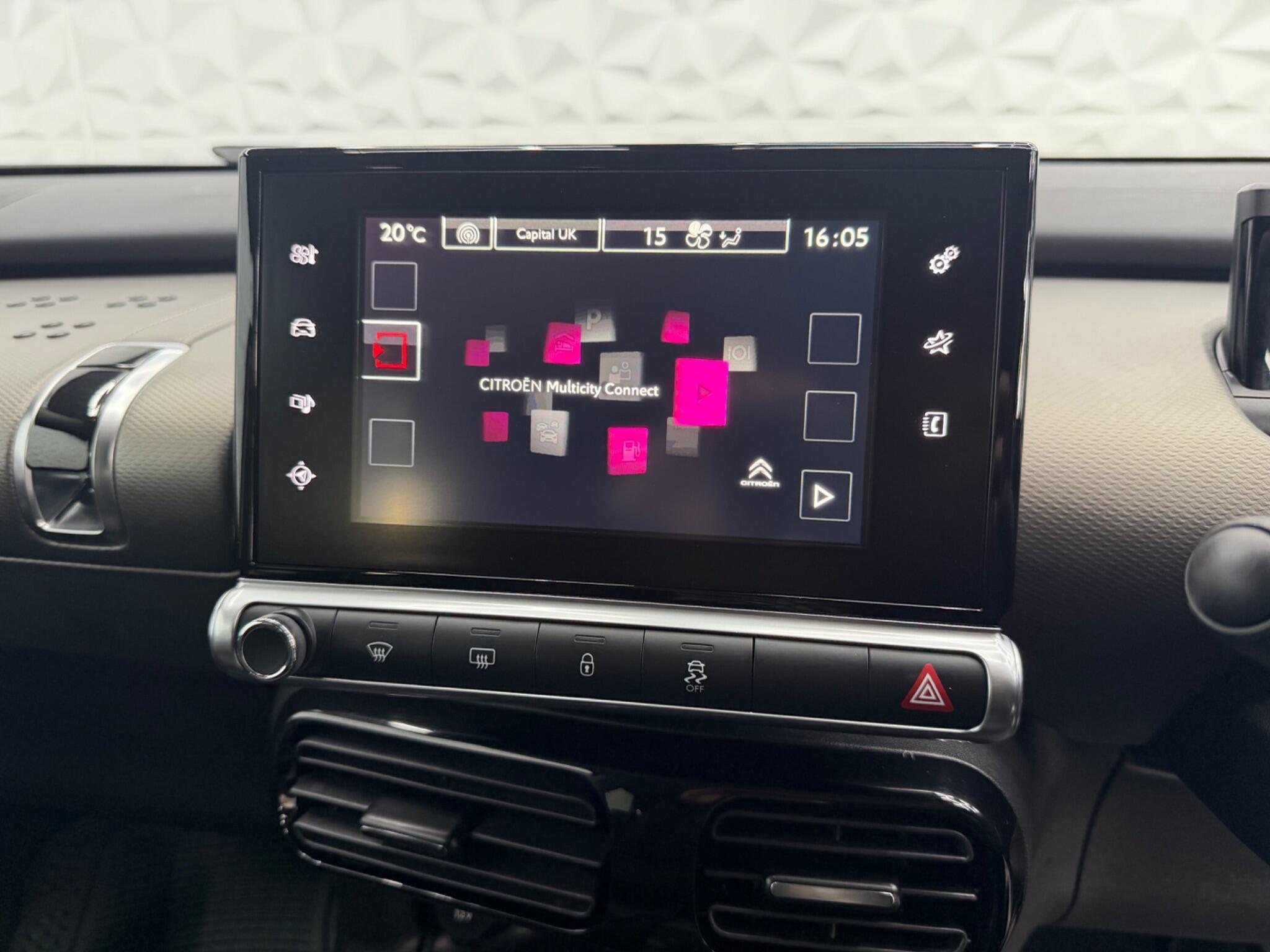 Citroen C4 Cactus - Image 19