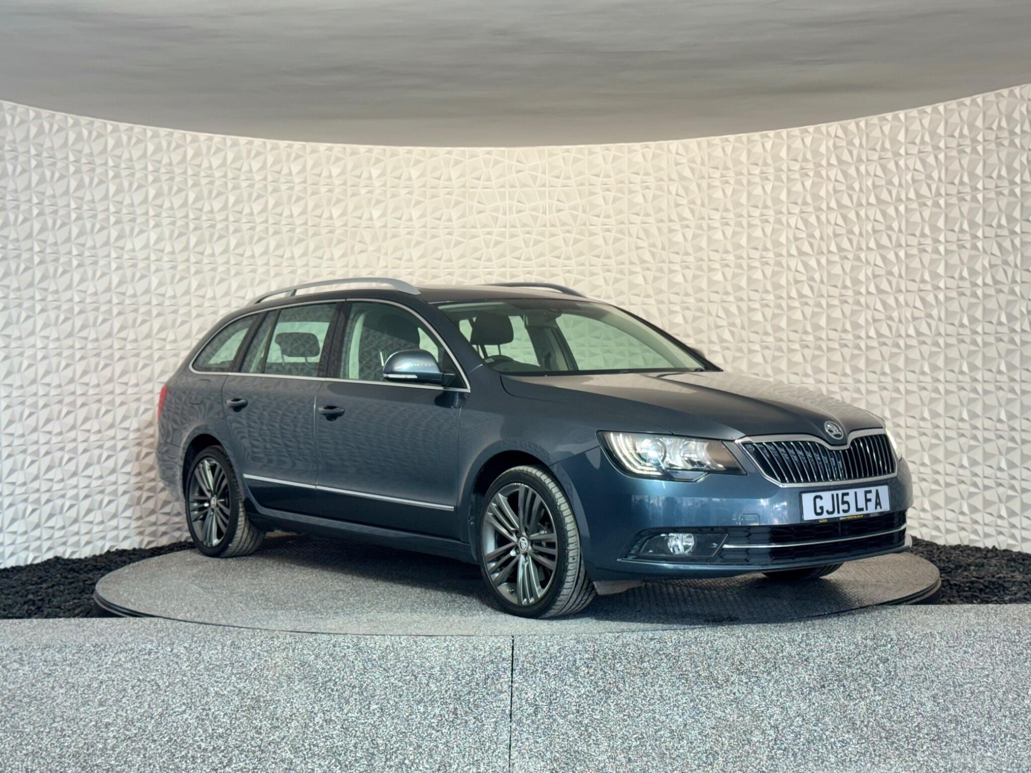 Skoda Superb - Image 7