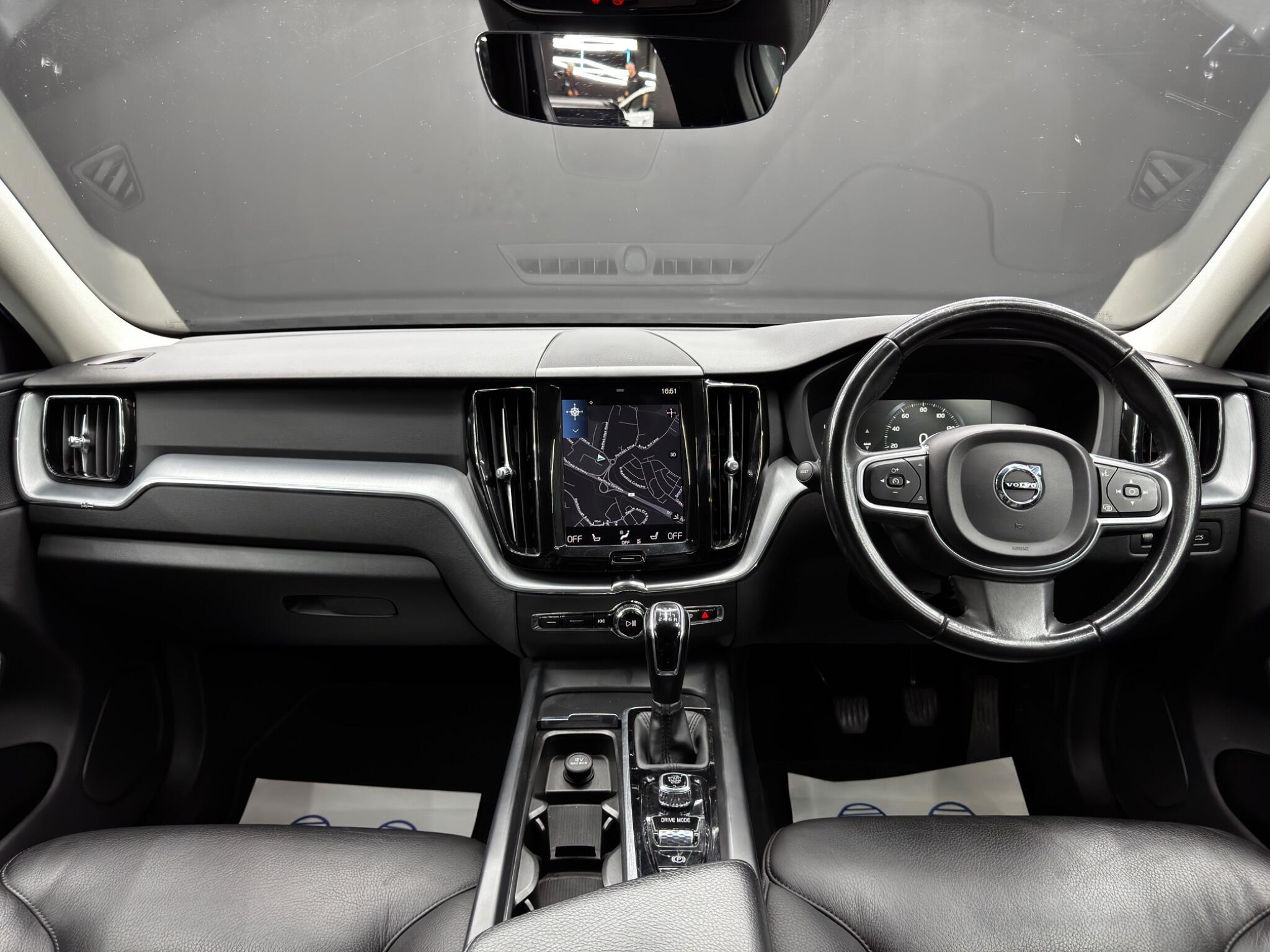 Volvo XC60 - Image 10