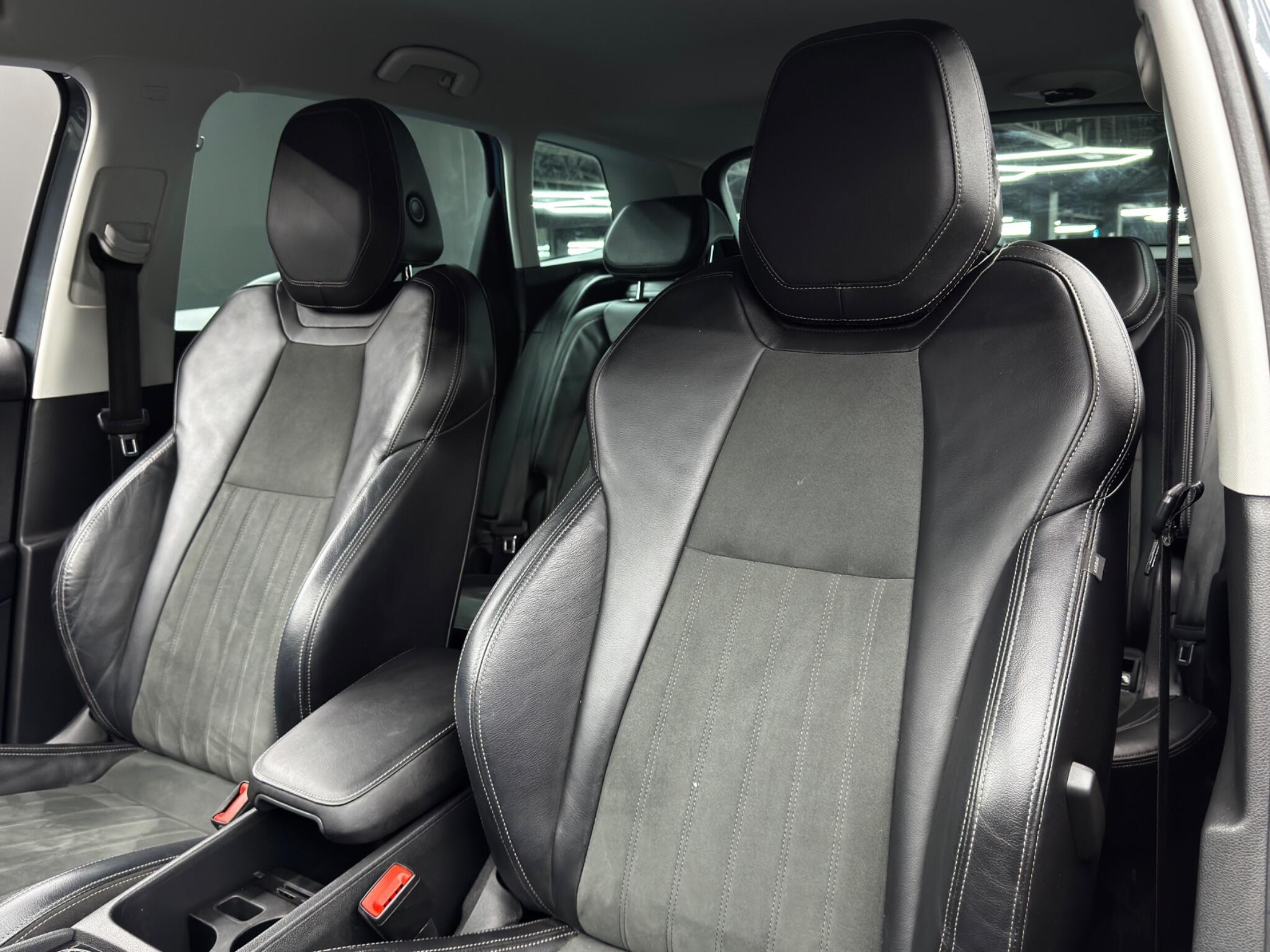 Skoda Karoq - Image 14