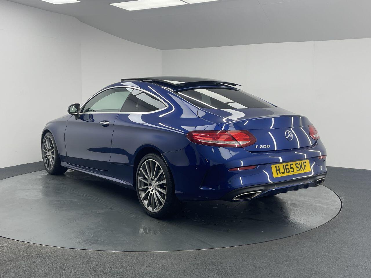 Mercedes C-Class - Image 9