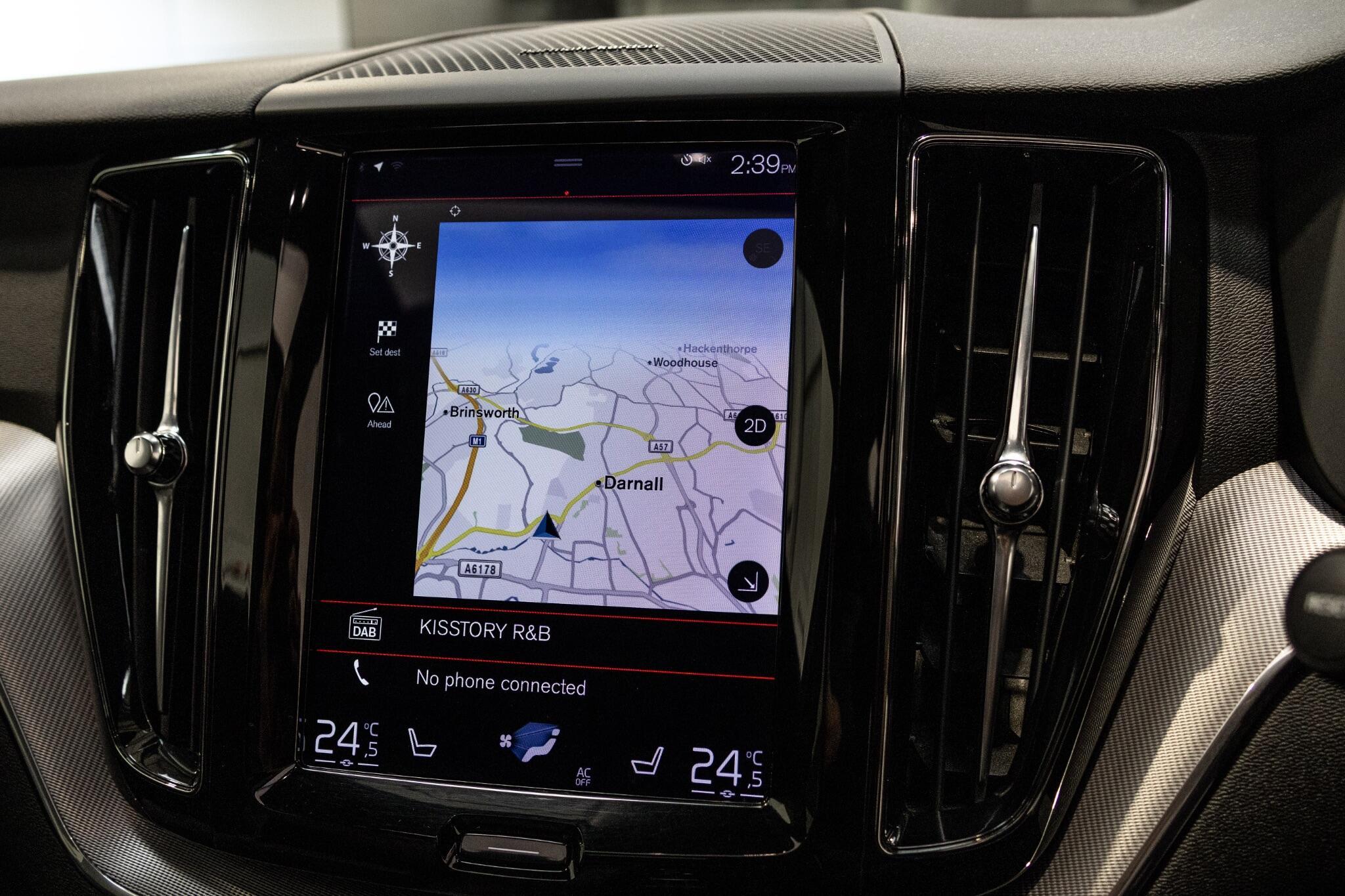 Volvo XC60 - Image 18