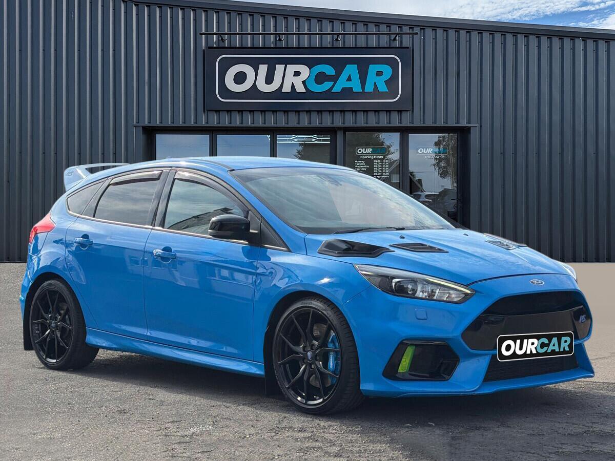 Ford Focus - Image 20