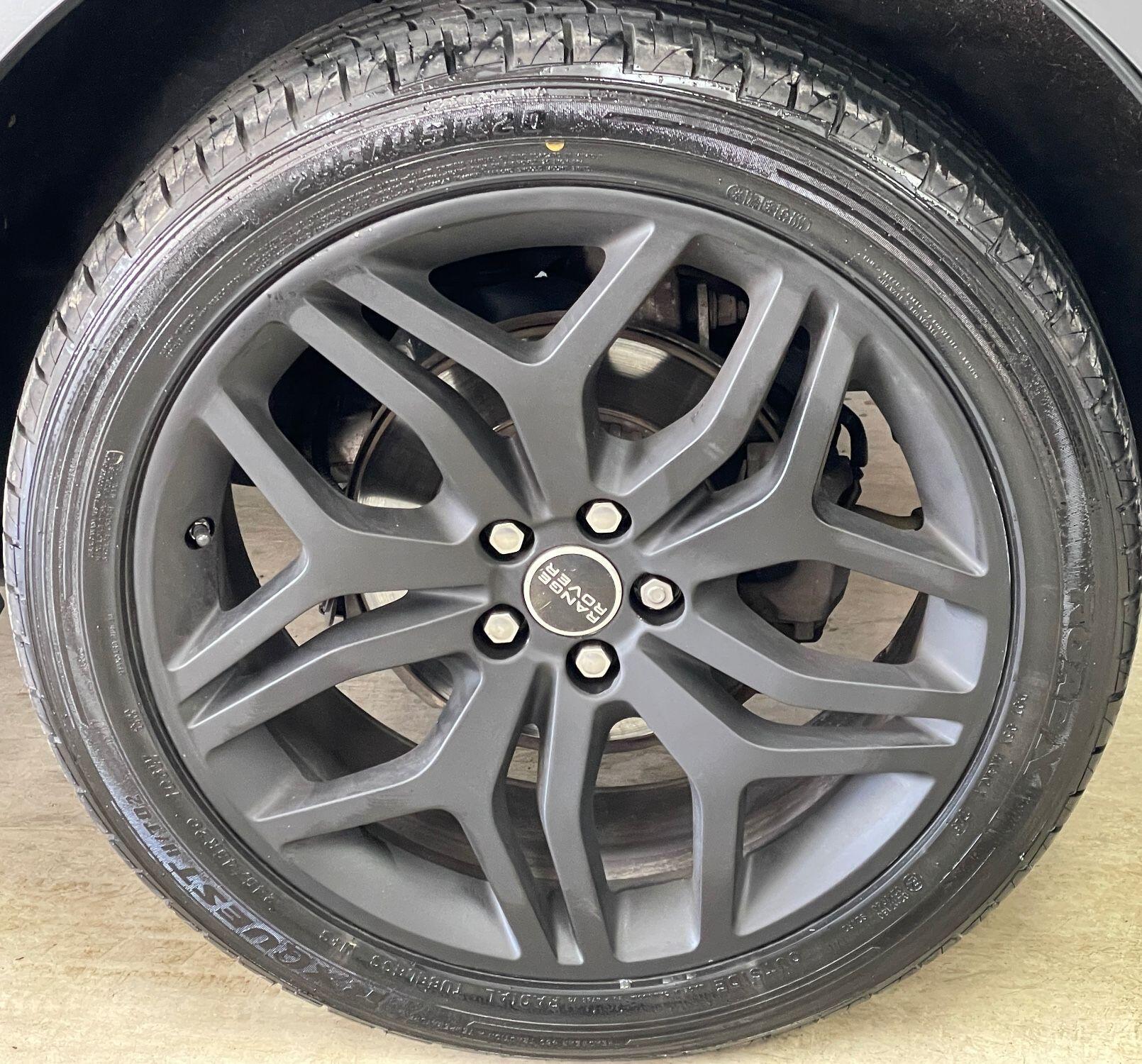 Land Rover Range Rover Evoque - Image 14