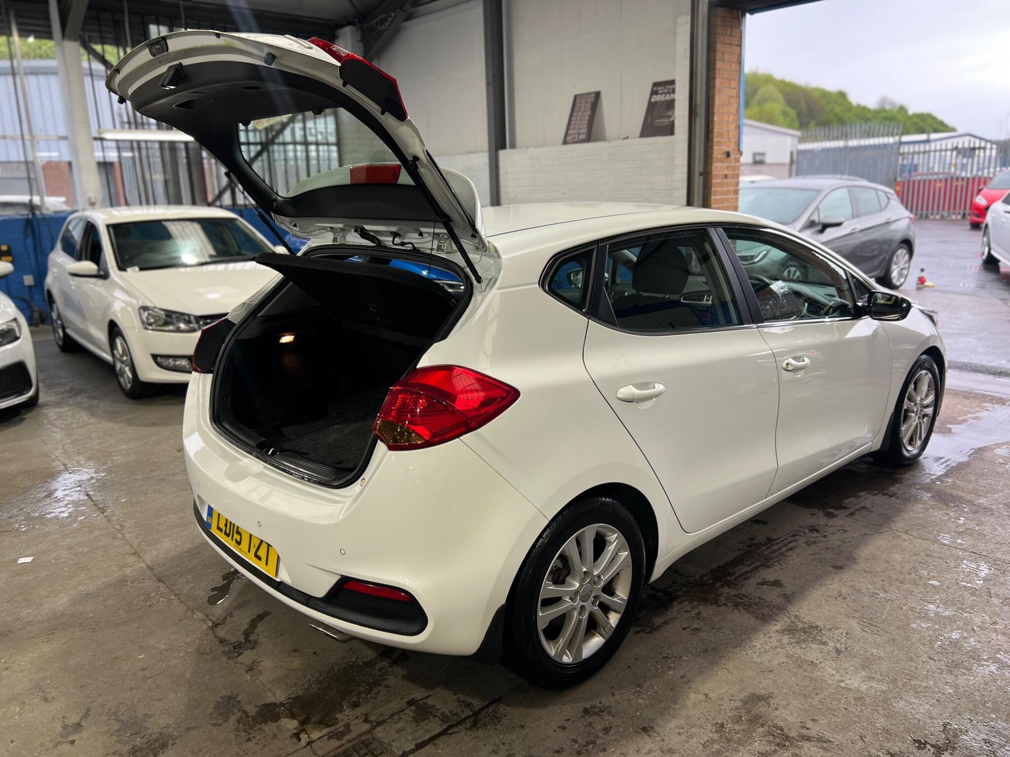 Kia ceed - Image 17