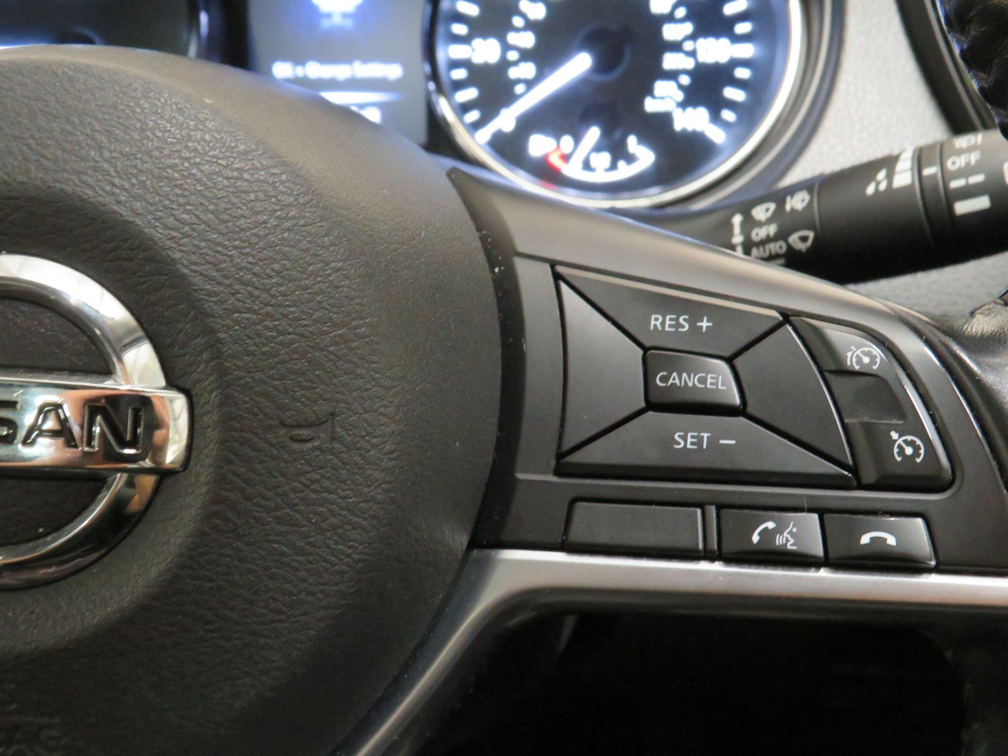Nissan X-Trail - Image 17