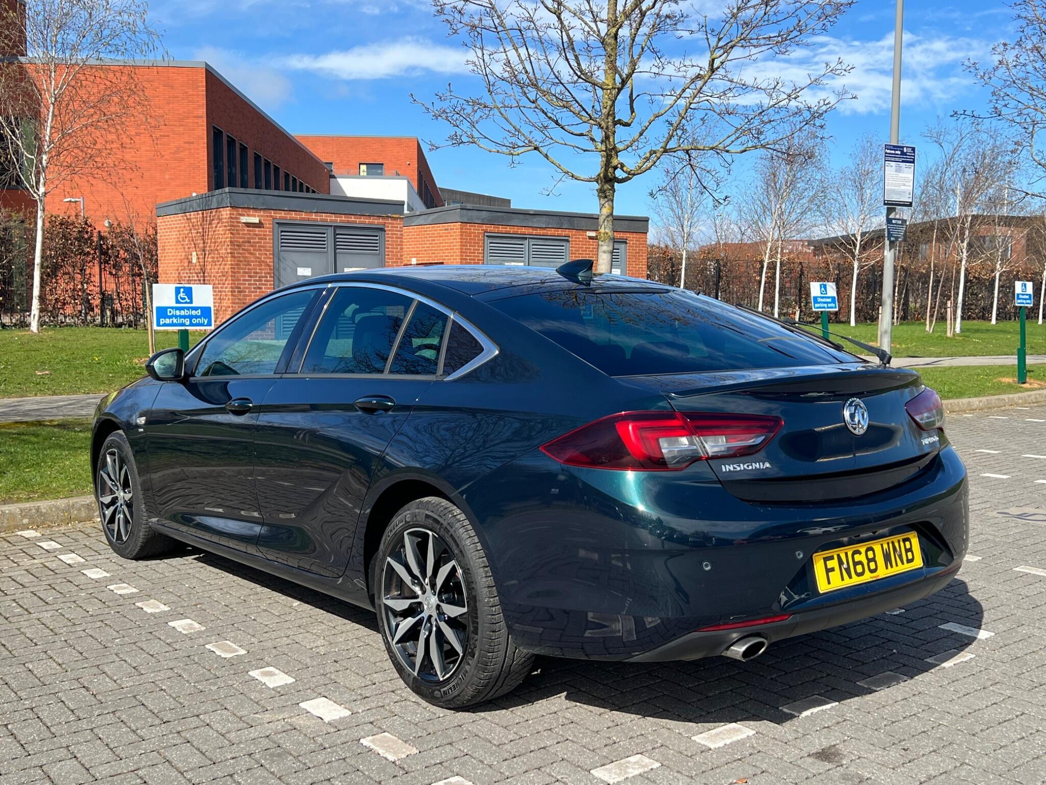 Vauxhall Insignia - Image 4