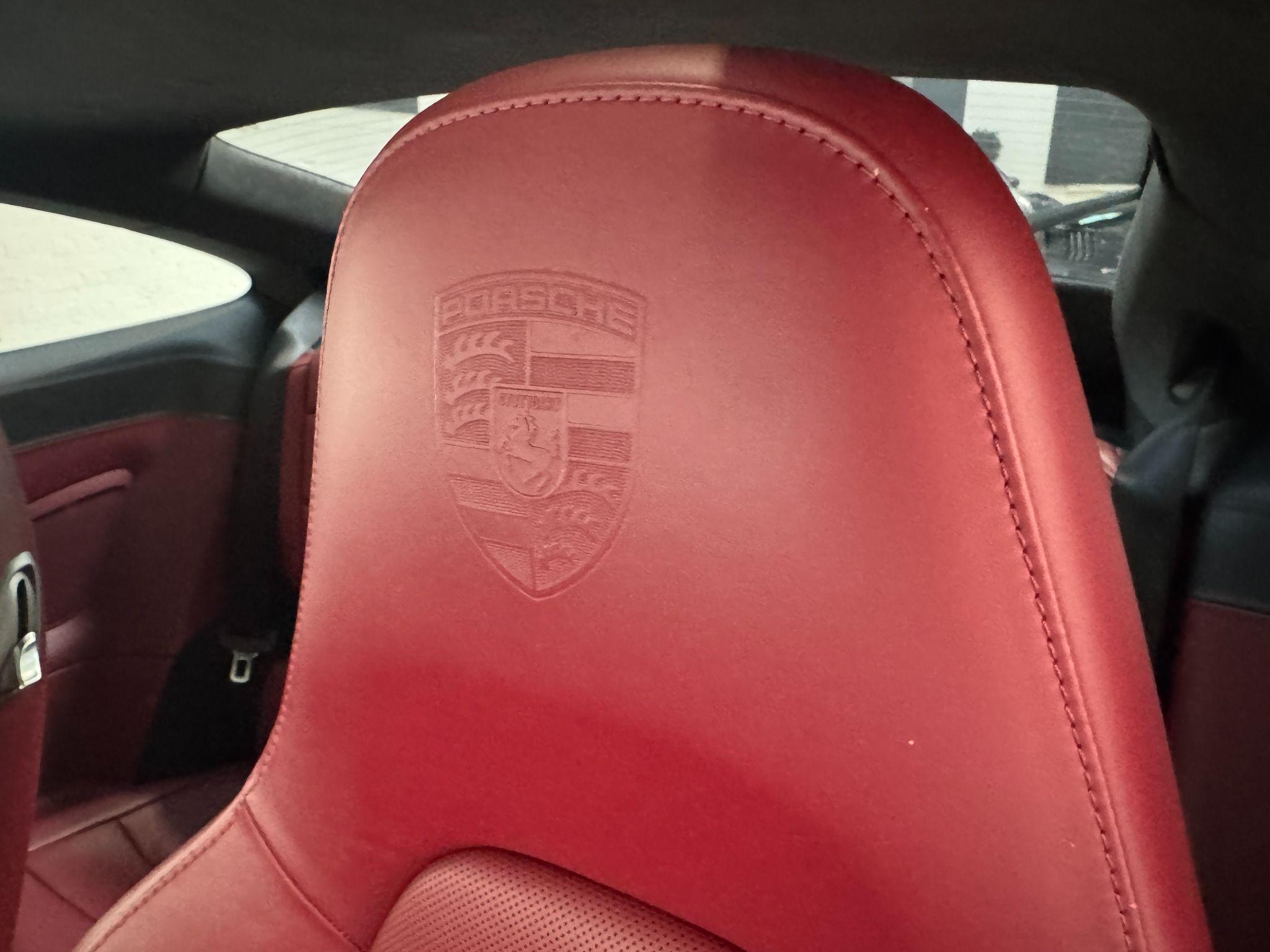 Porsche 911 - Image 37