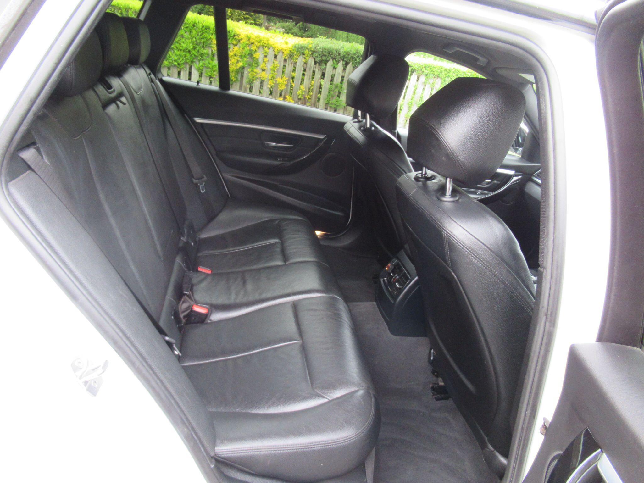 BMW 3 Series - Image 18