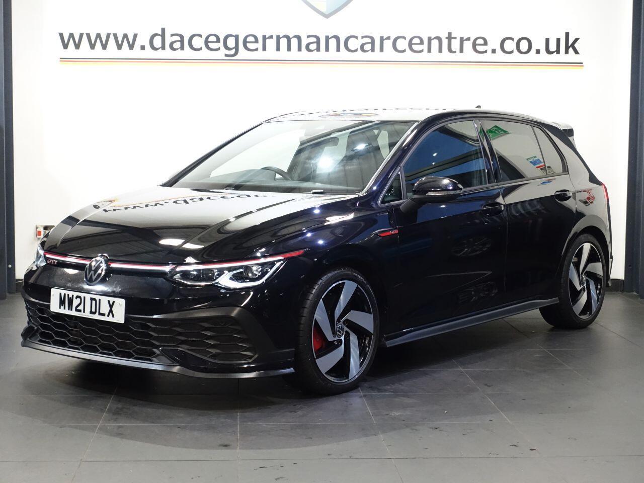 Volkswagen Golf - Image 13