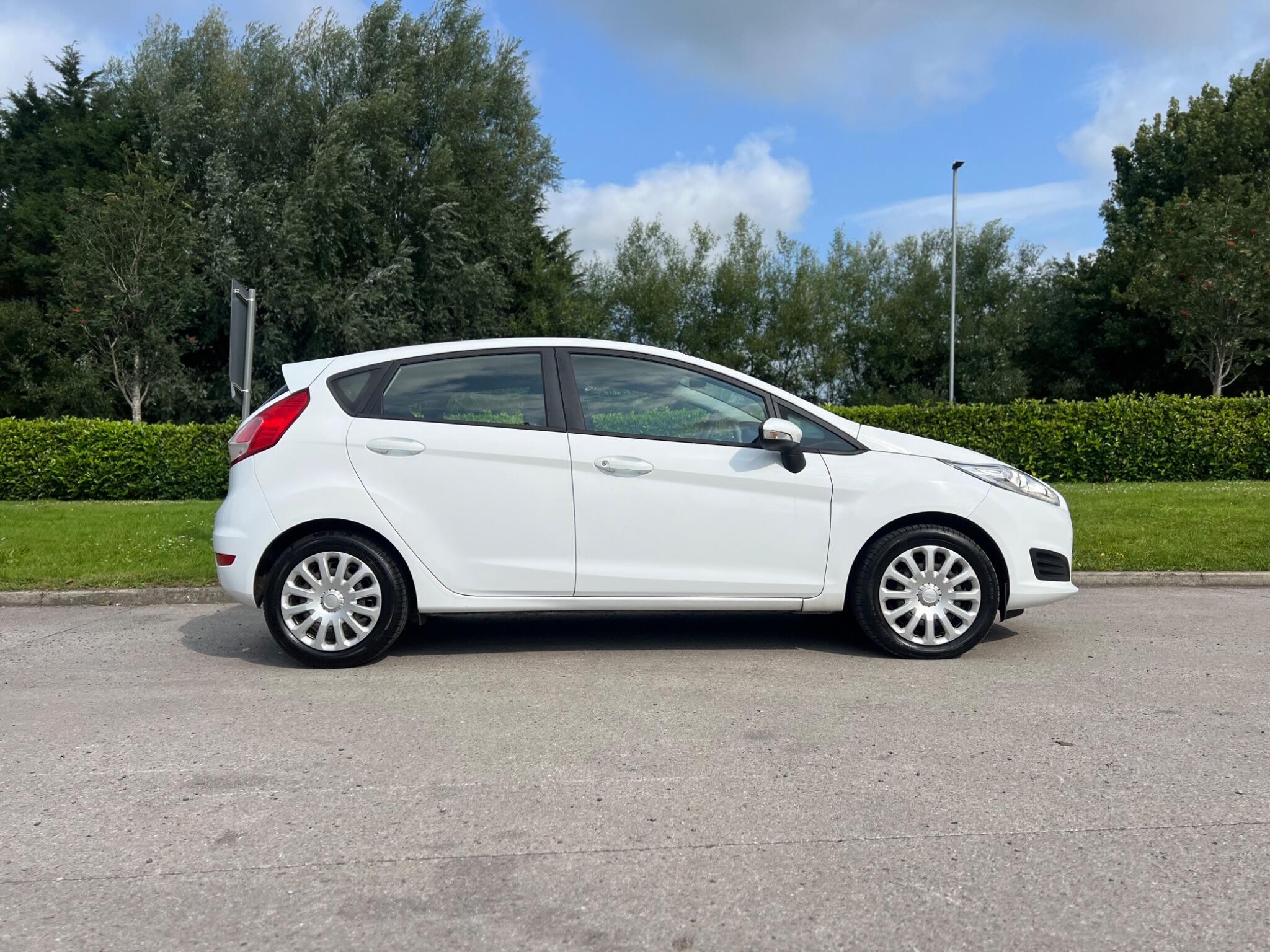 Ford Fiesta - Image 26