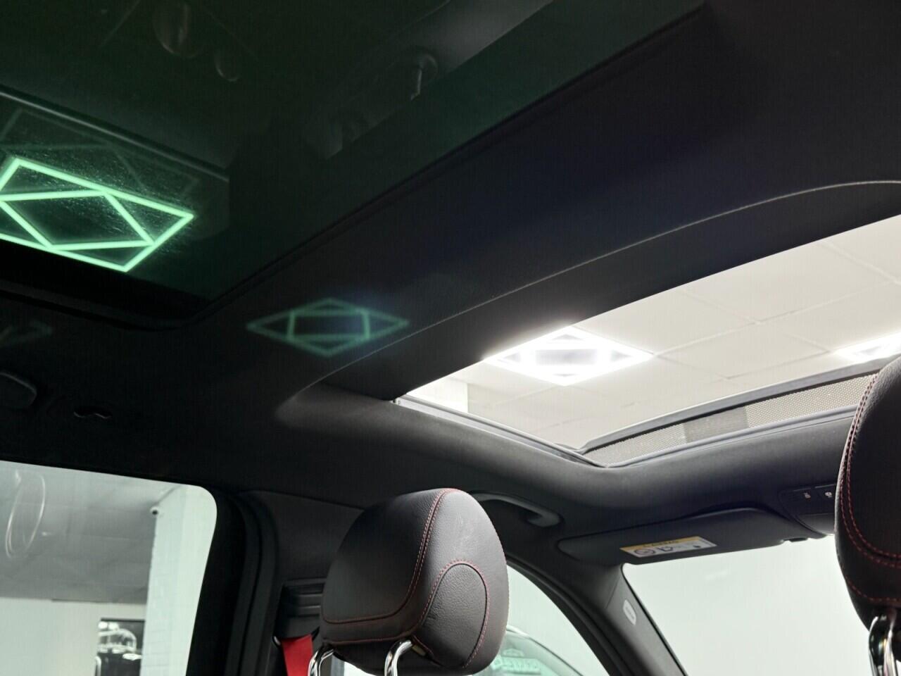 Mercedes GLC - Image 37