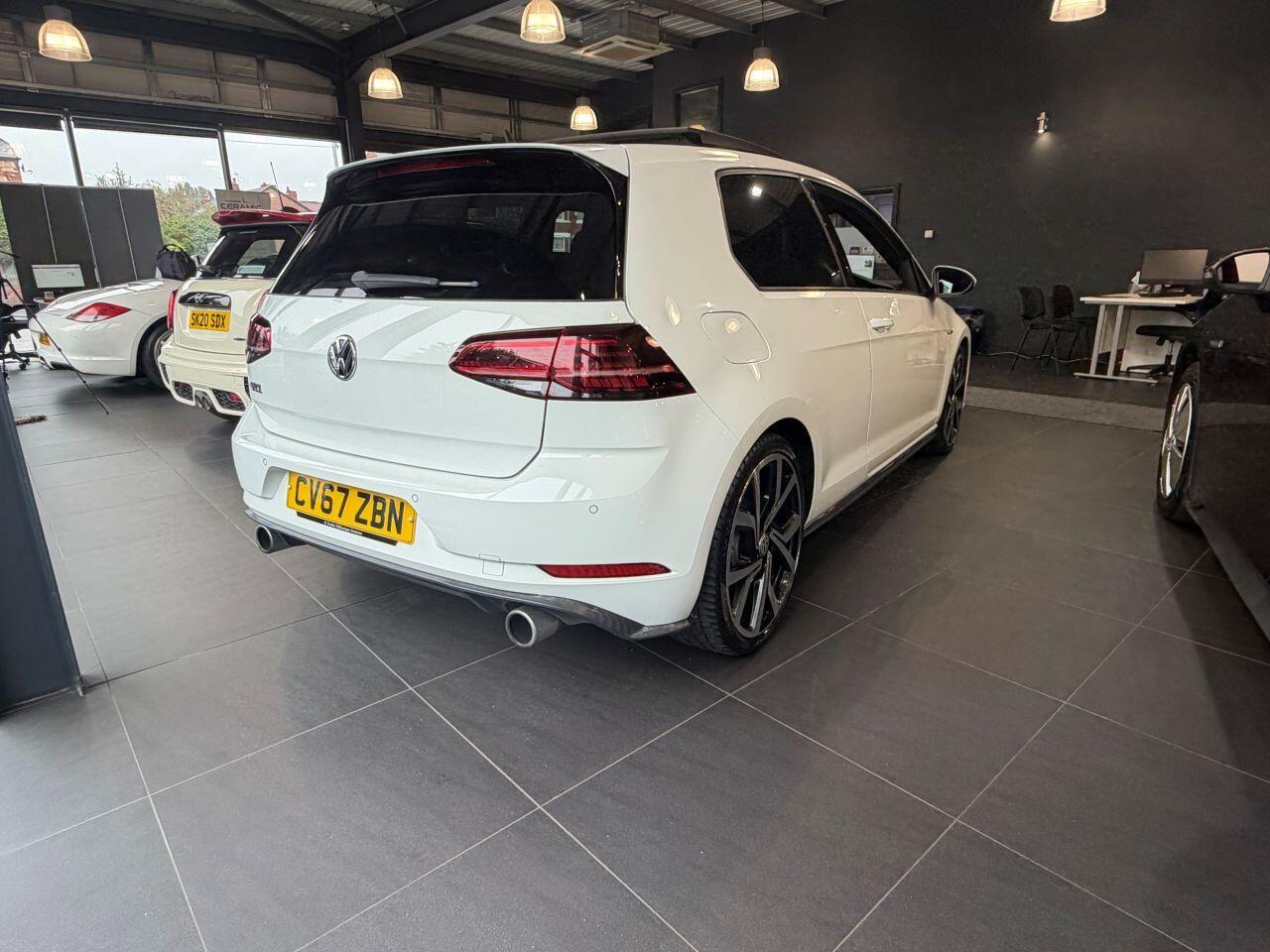 Volkswagen Golf - Image 3