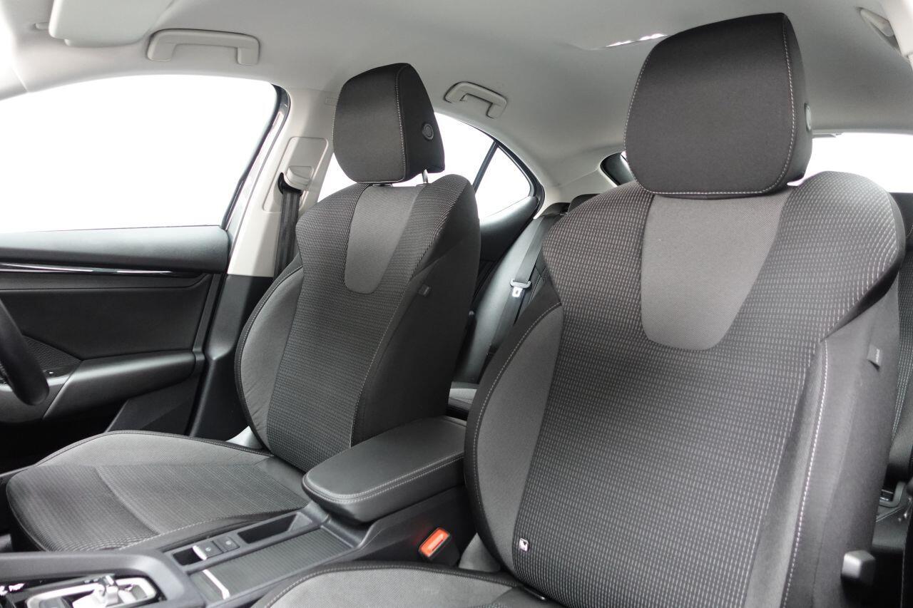 Skoda Octavia - Image 17