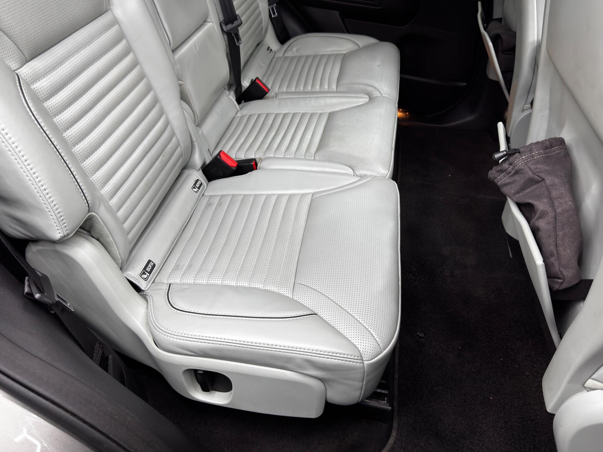 Land Rover Discovery - Image 16
