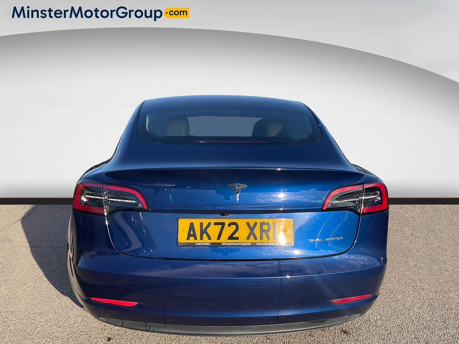 Tesla Model 3 - Image 3
