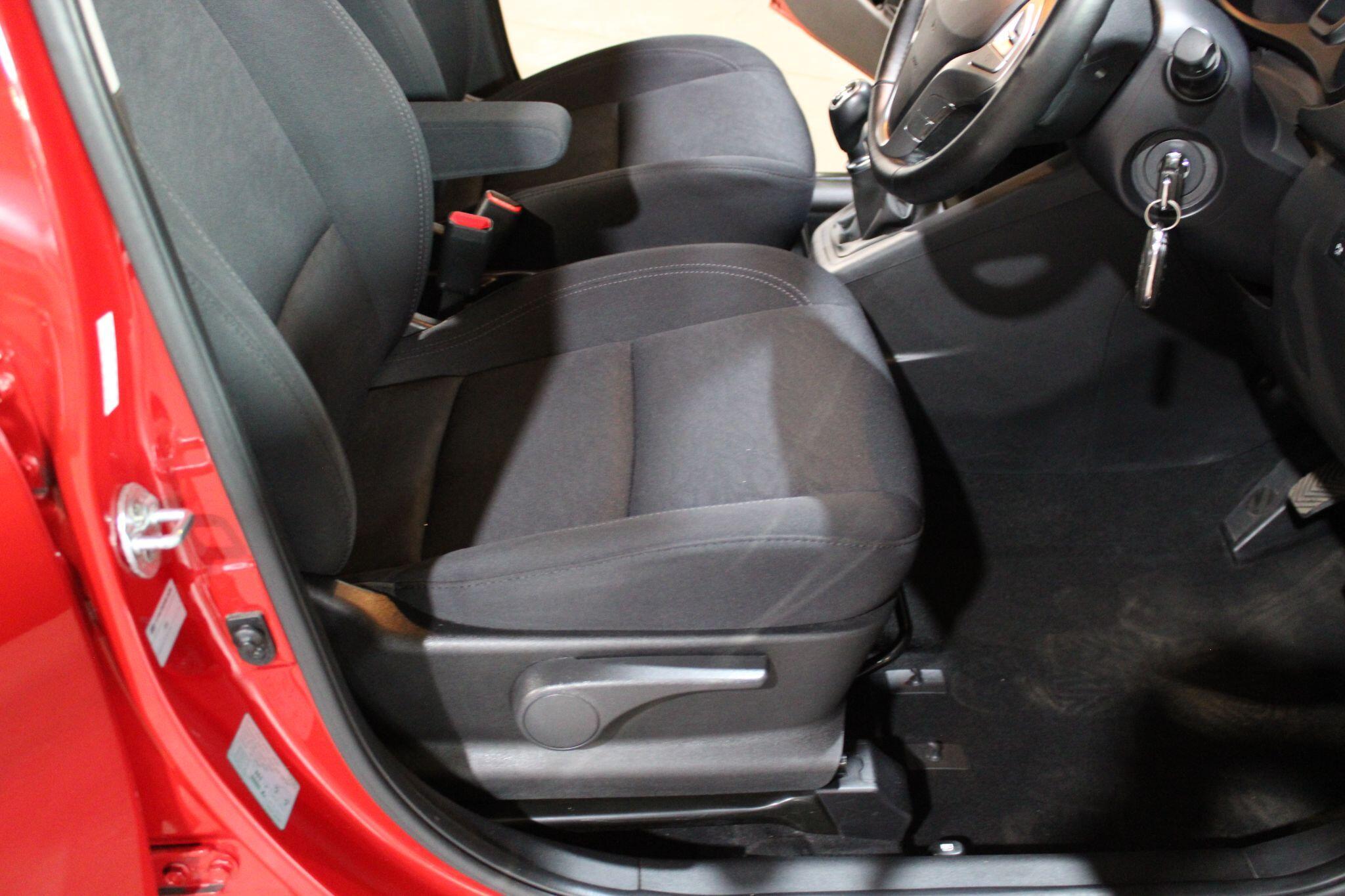 Hyundai ix20 - Image 19