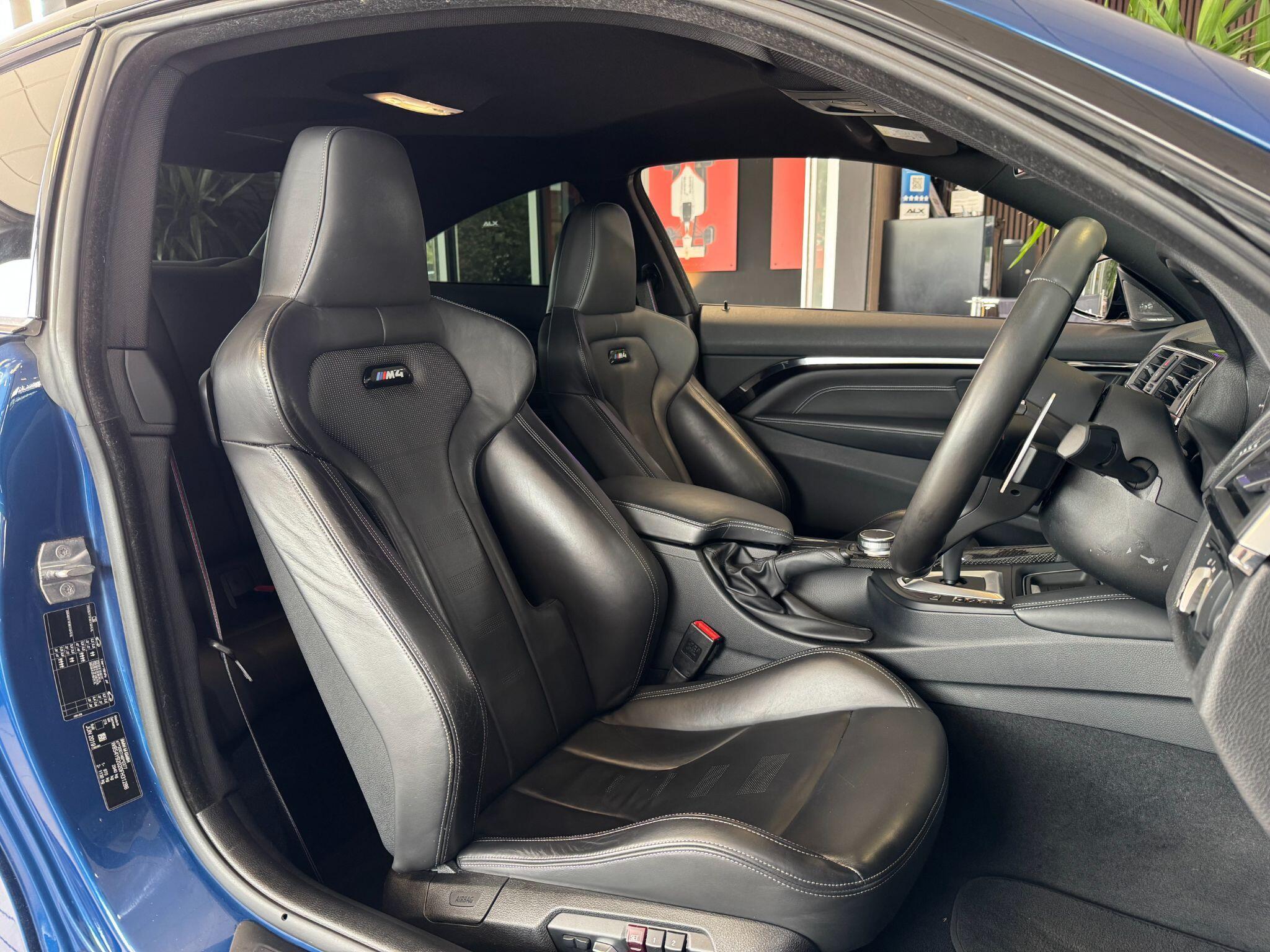 BMW M4 - Image 2