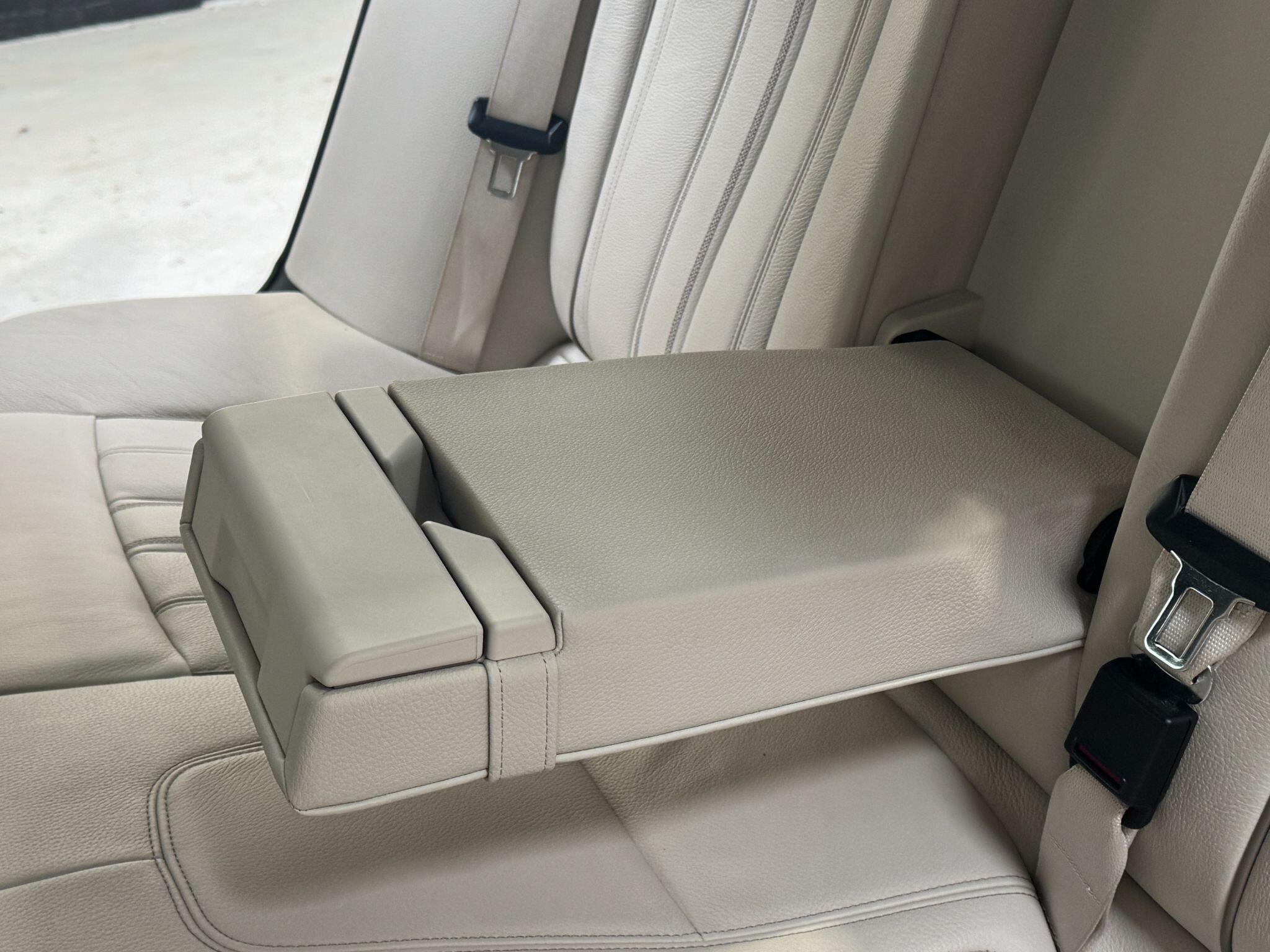 BMW 5 Series - Image 18