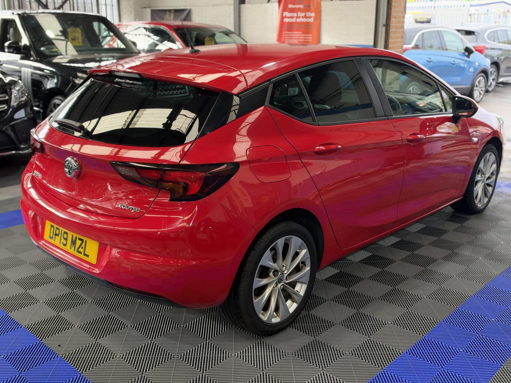 Vauxhall Astra - Image 5