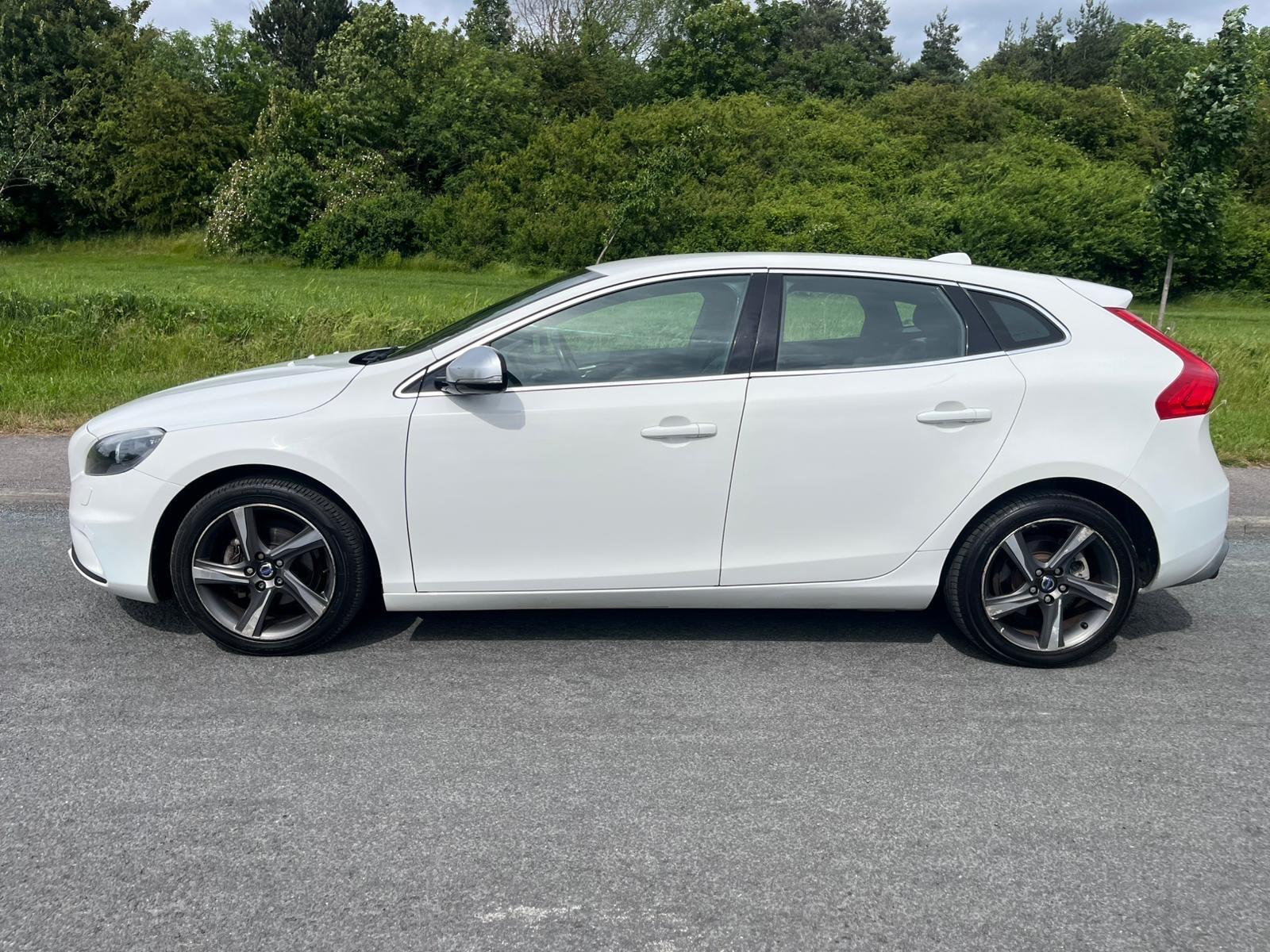 Volvo V40 - Image 5
