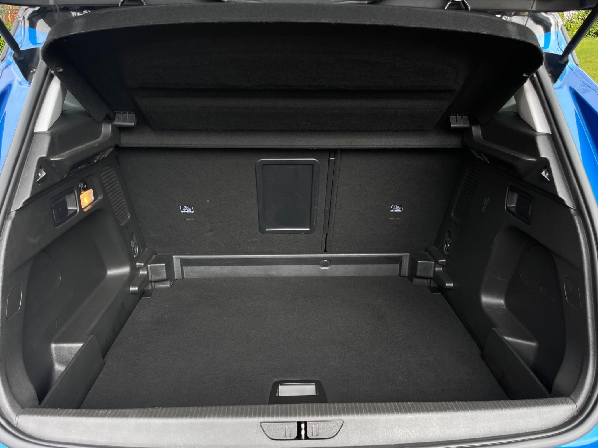 Vauxhall Grandland X - Image 55