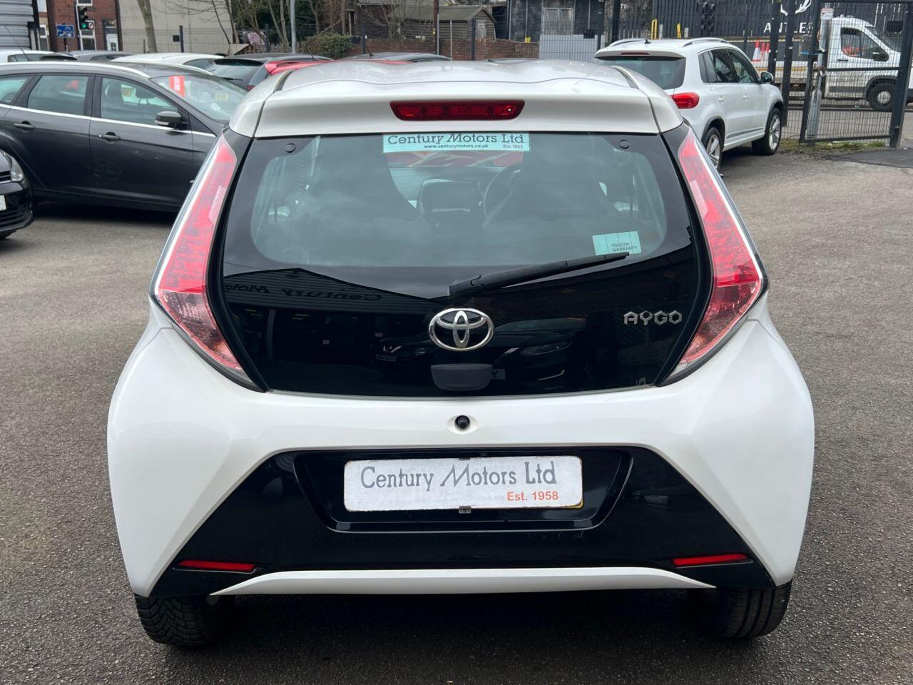 Toyota Aygo - Image 13