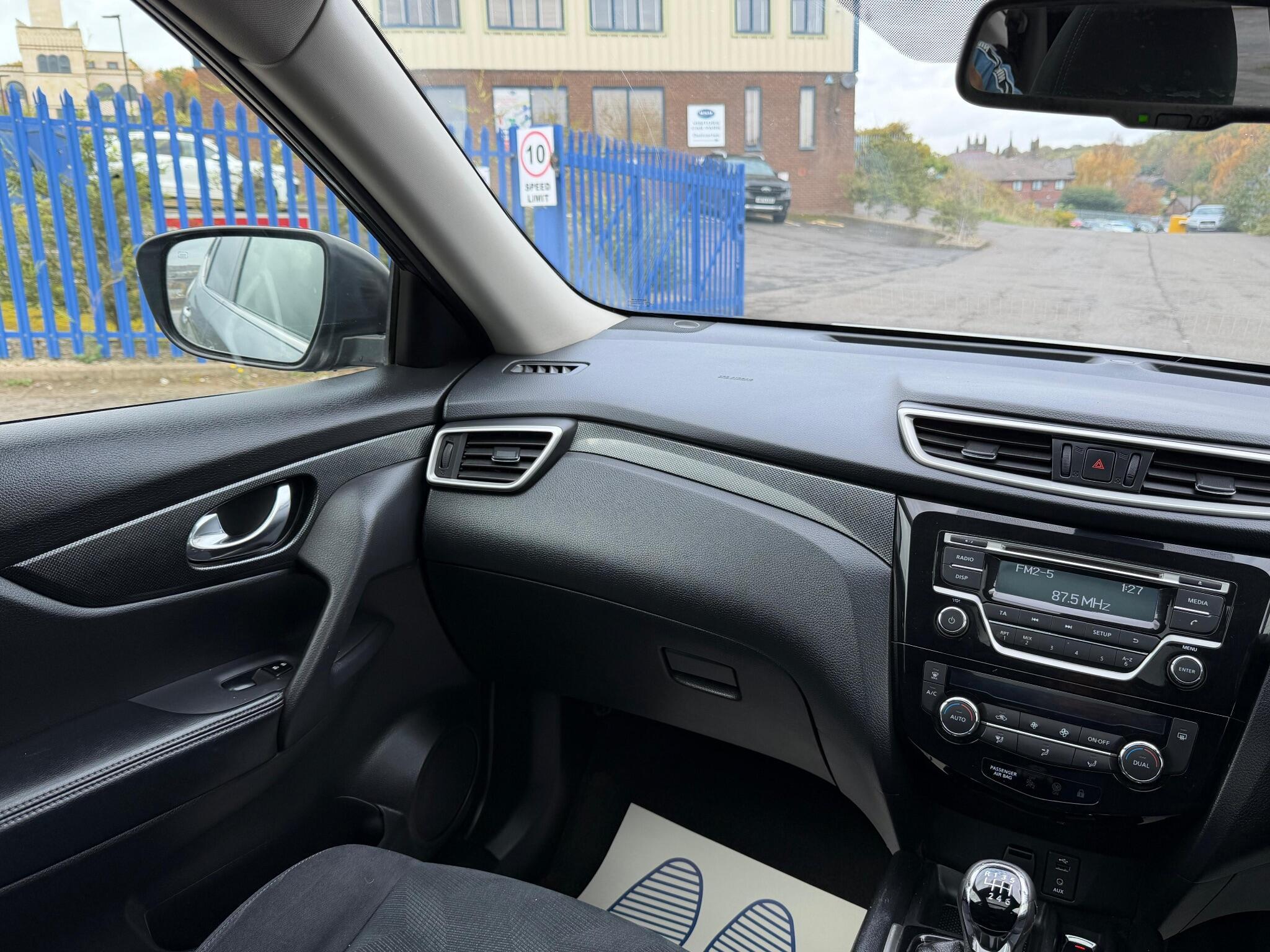 Nissan X-Trail - Image 32