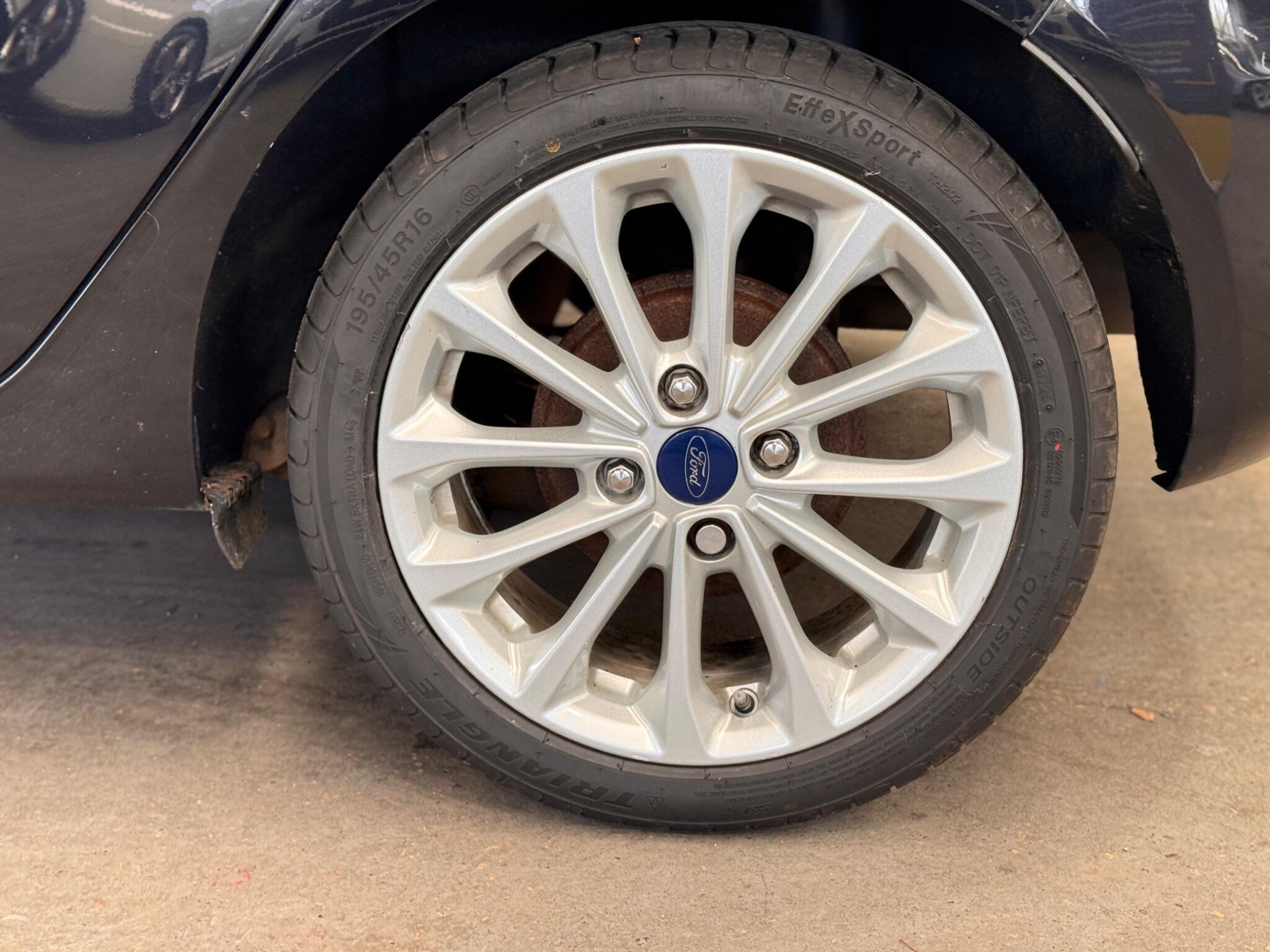 Ford Fiesta - Image 16