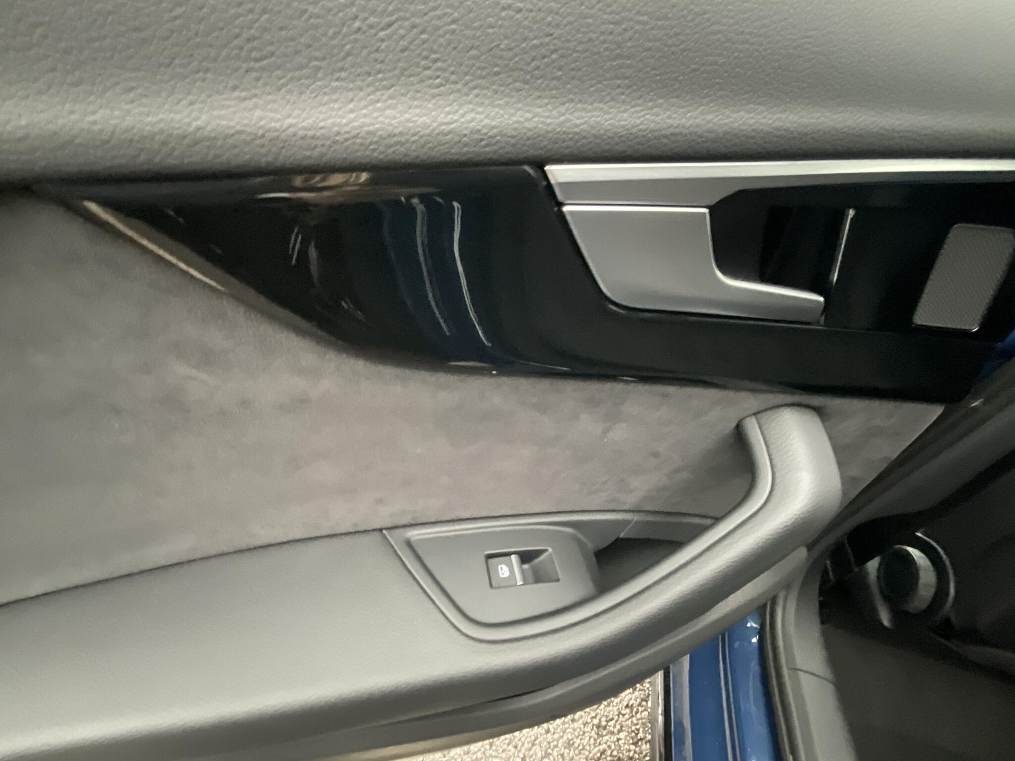 Audi A4 - Image 13