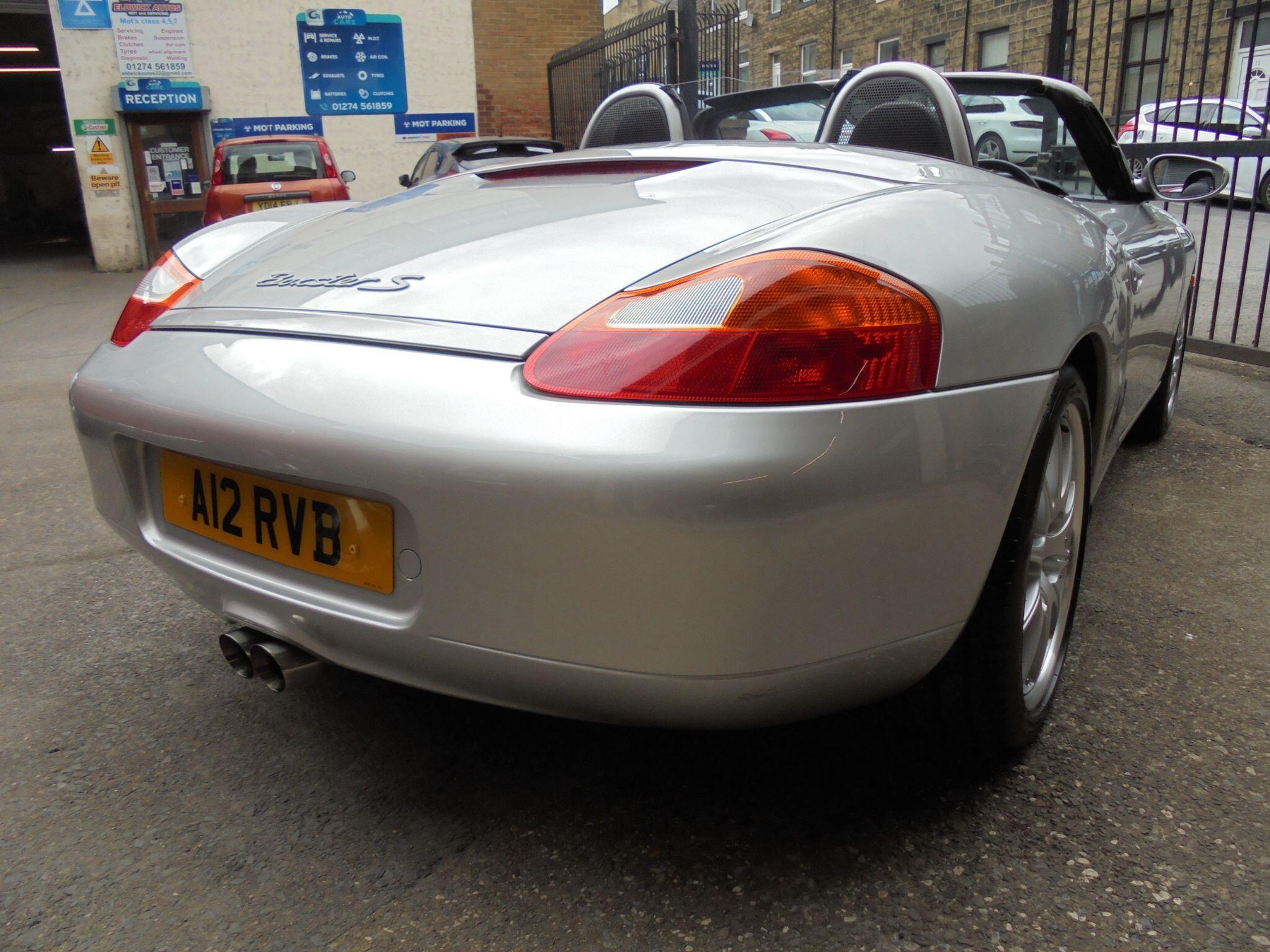 Porsche Boxster - Image 6
