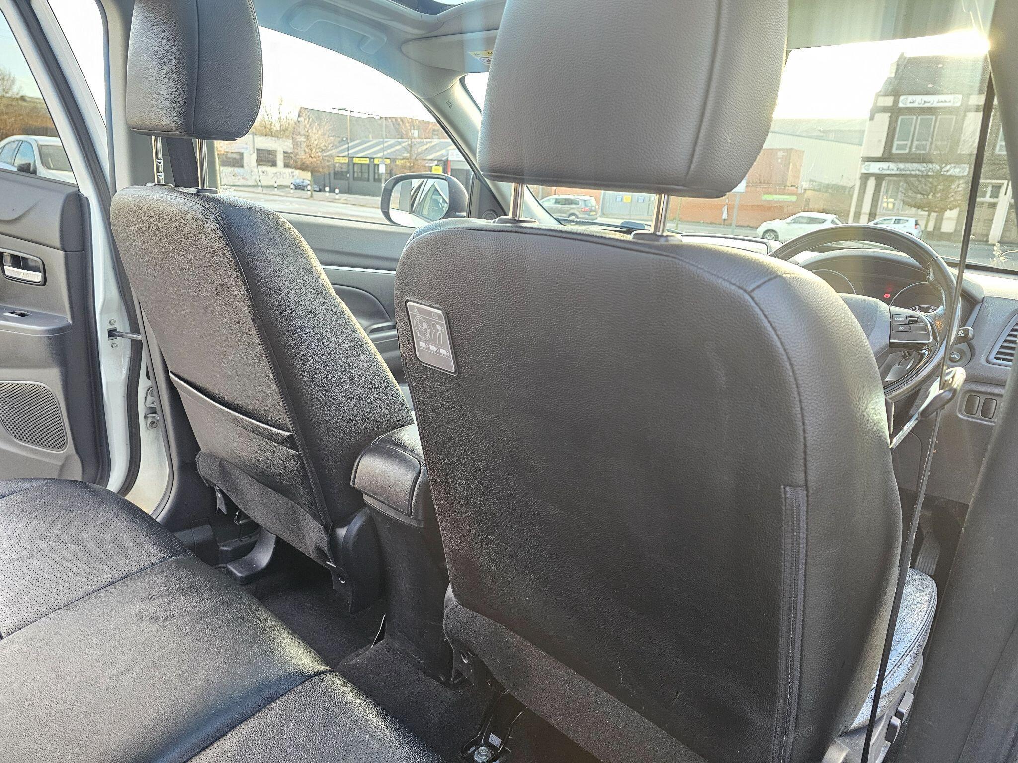 Mitsubishi ASX - Image 11