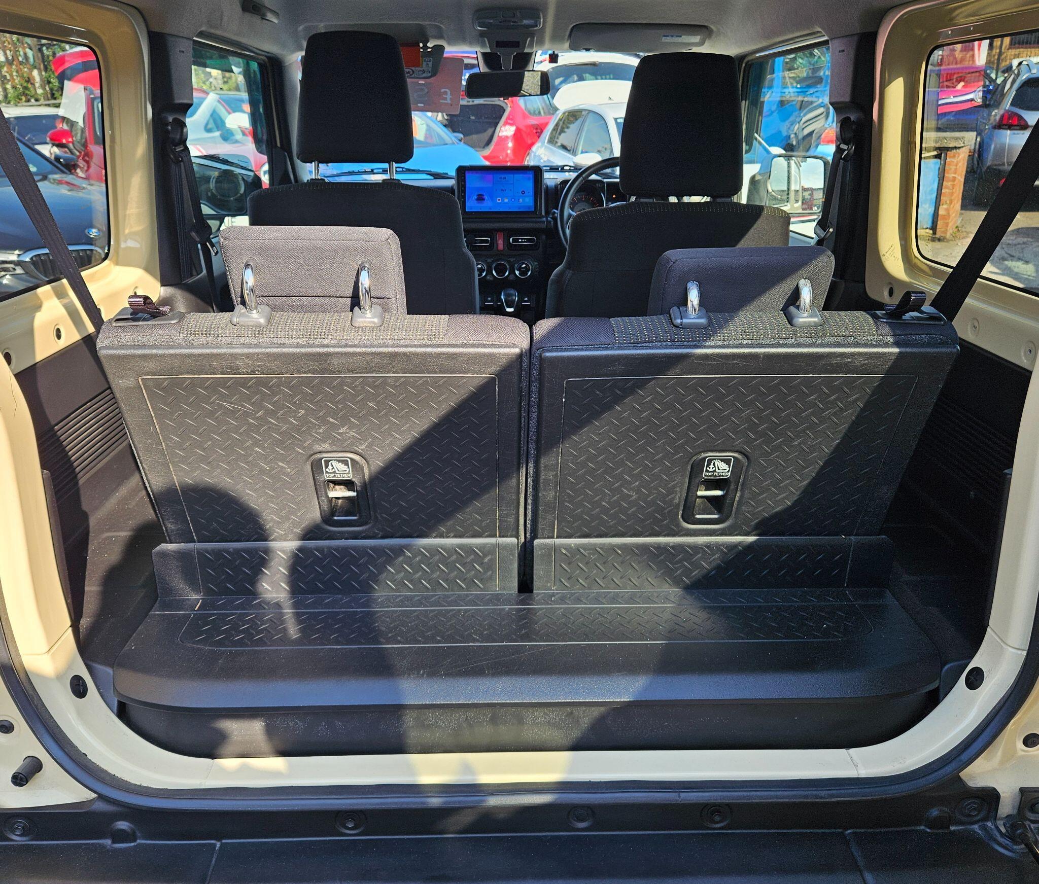 Suzuki Jimny - Image 25