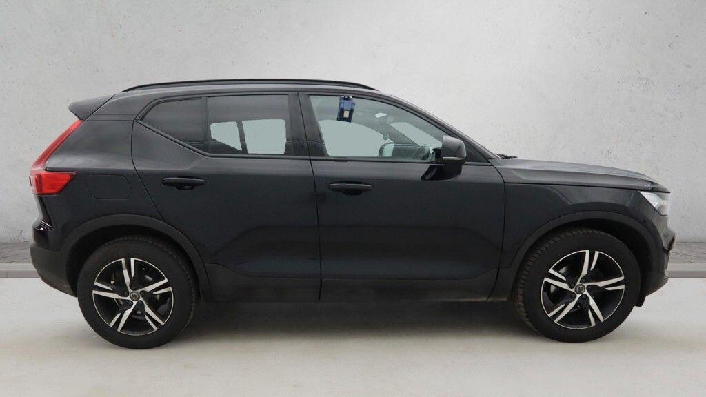 Volvo XC40 - Image 9