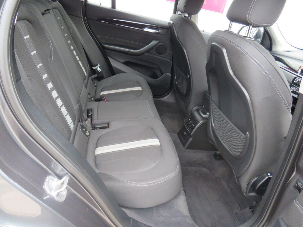 BMW X1 - Image 8