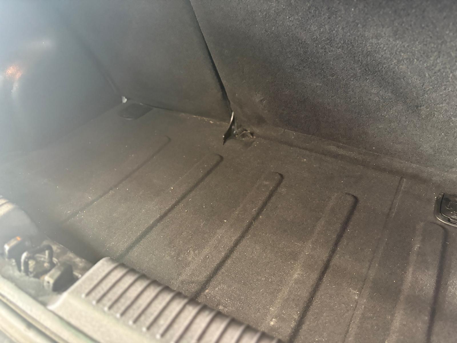 Hyundai i10 - Image 30