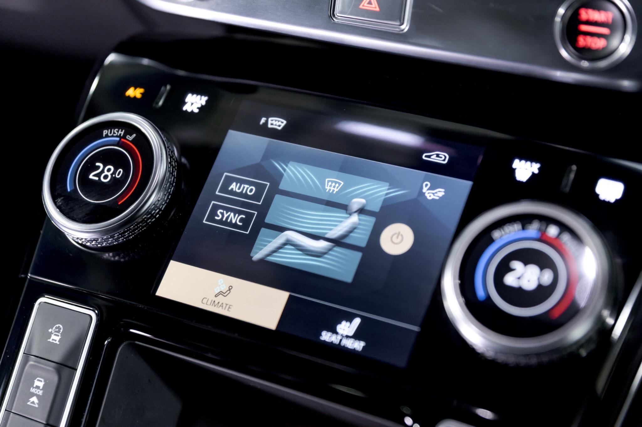 Jaguar I-Pace - Image 51