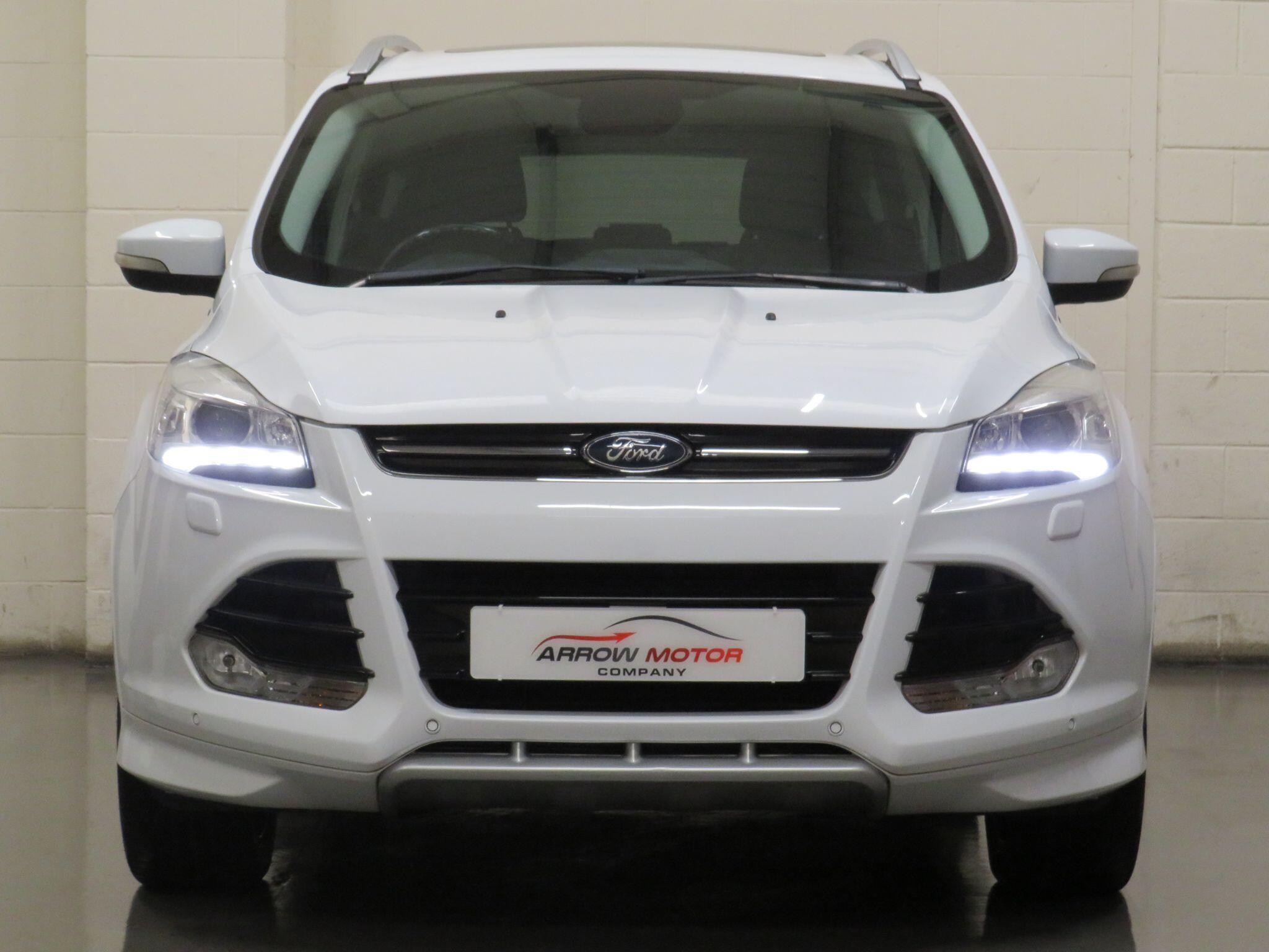 Ford Kuga - Image 11