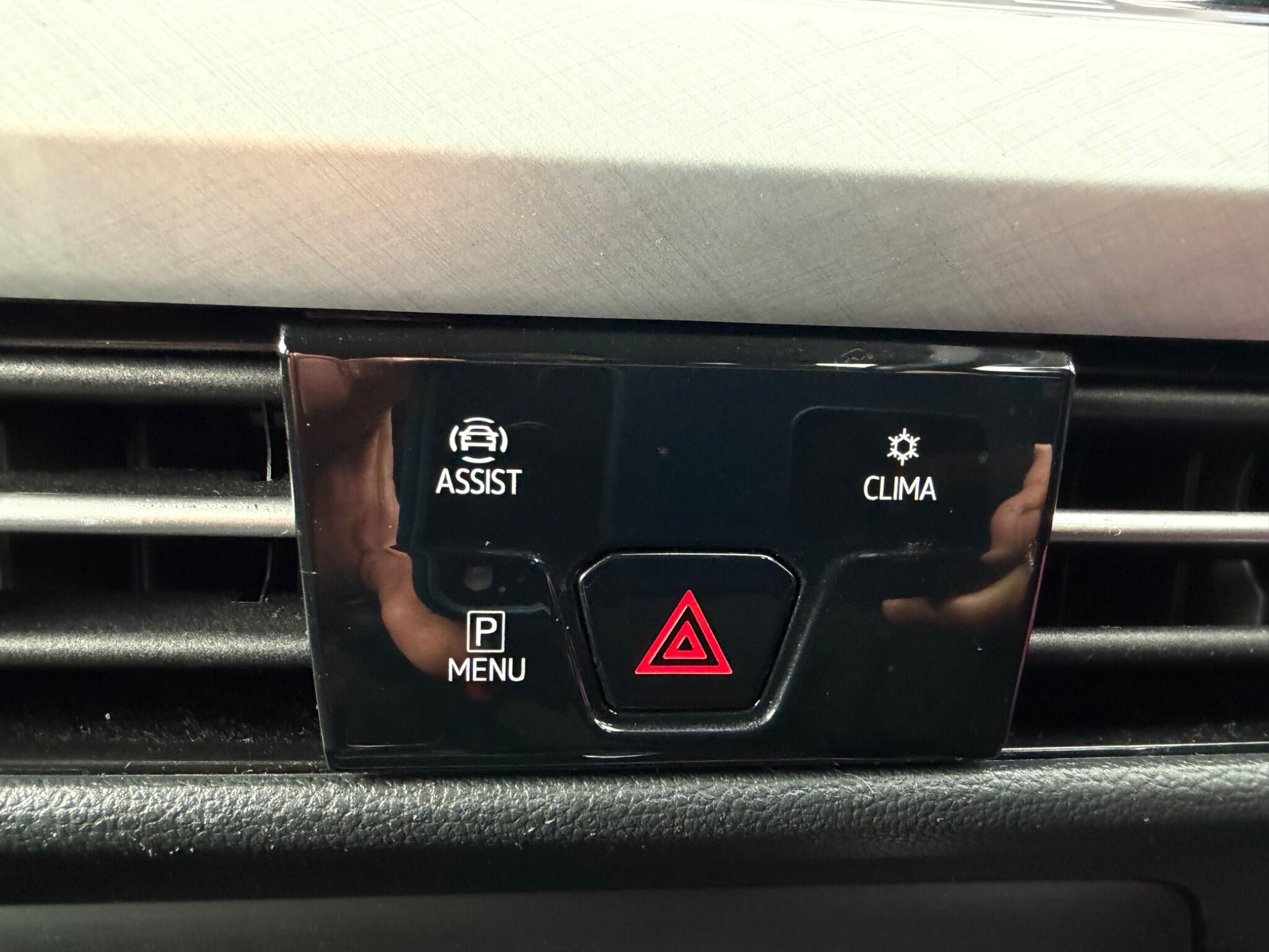 Volkswagen Golf - Image 67