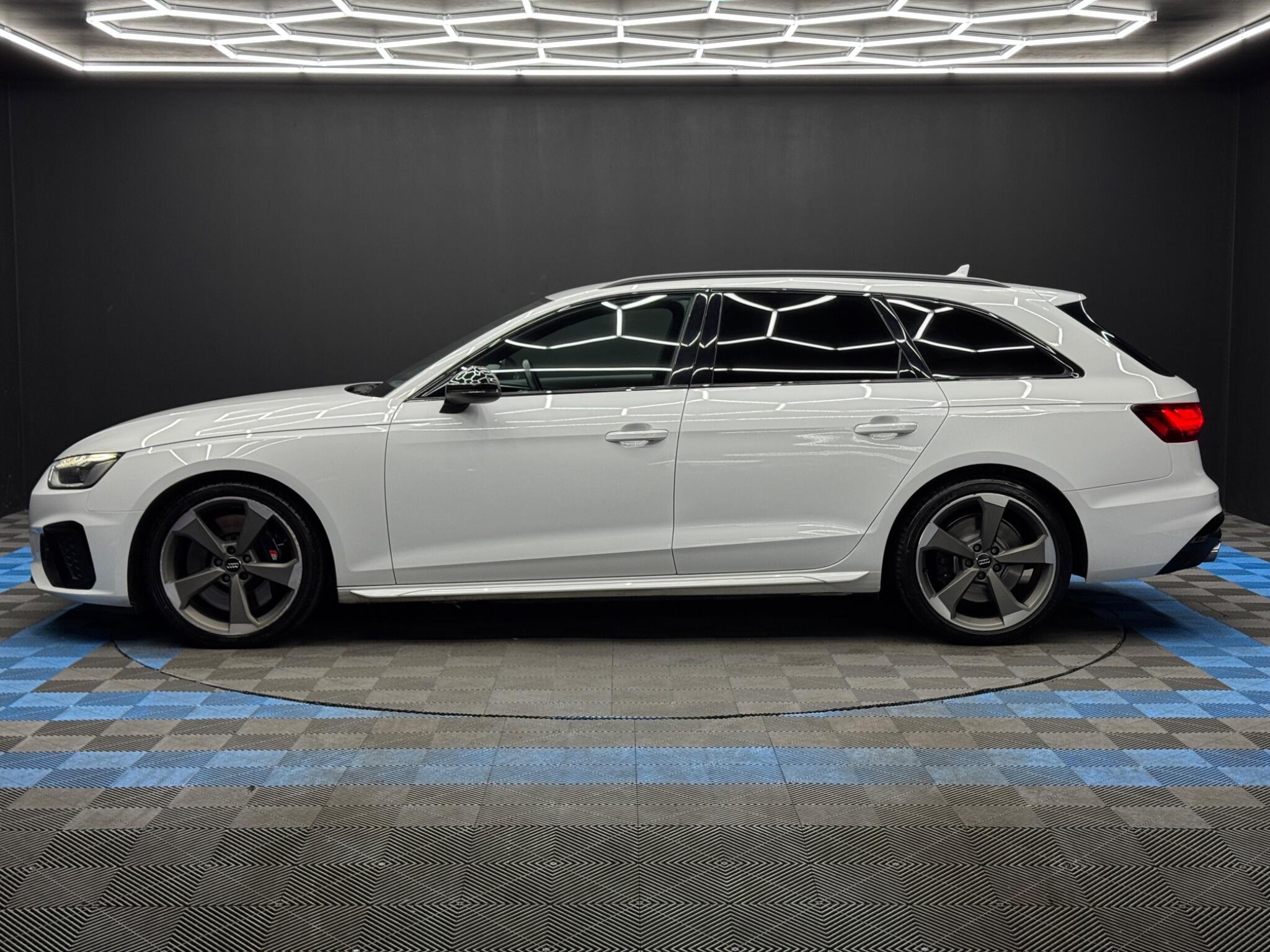 Audi S4 Avant - Image 8