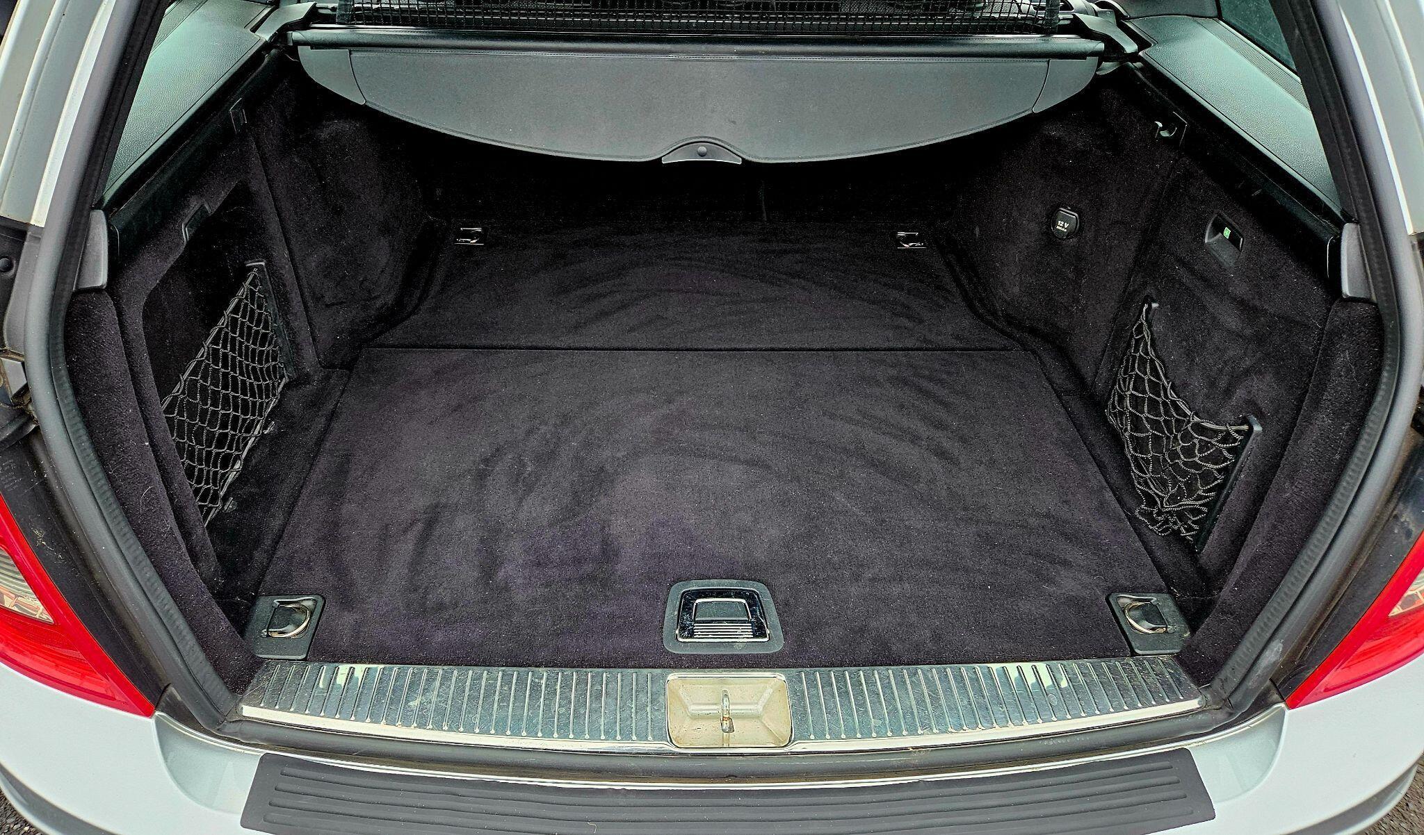 Mercedes C Class - Image 49